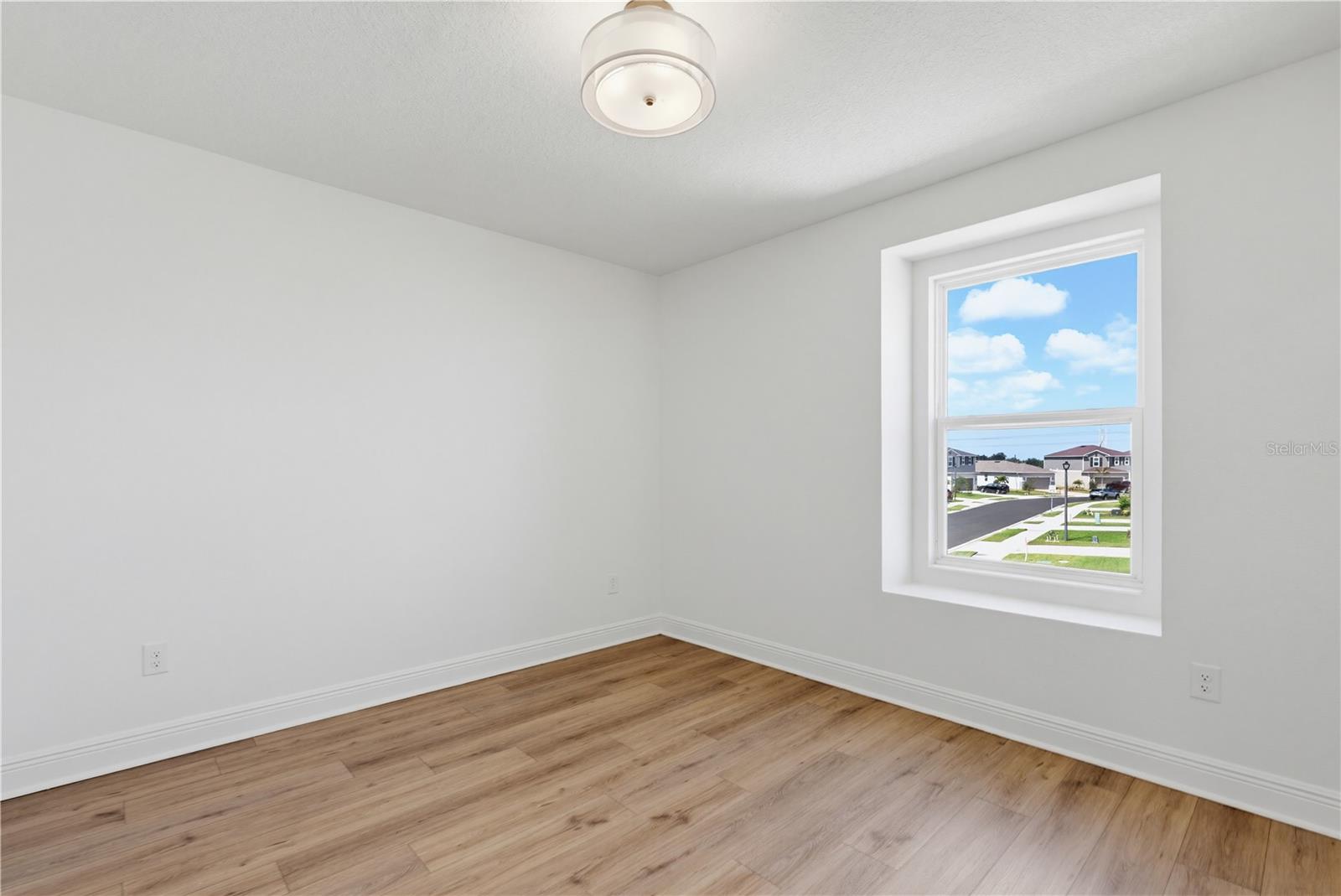 Image 37 of 69 For 9395 Sandy Bluffs Circle