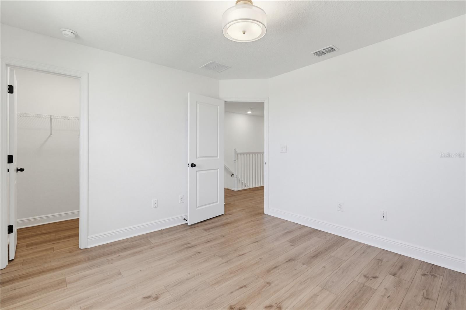 Image 38 of 69 For 9395 Sandy Bluffs Circle