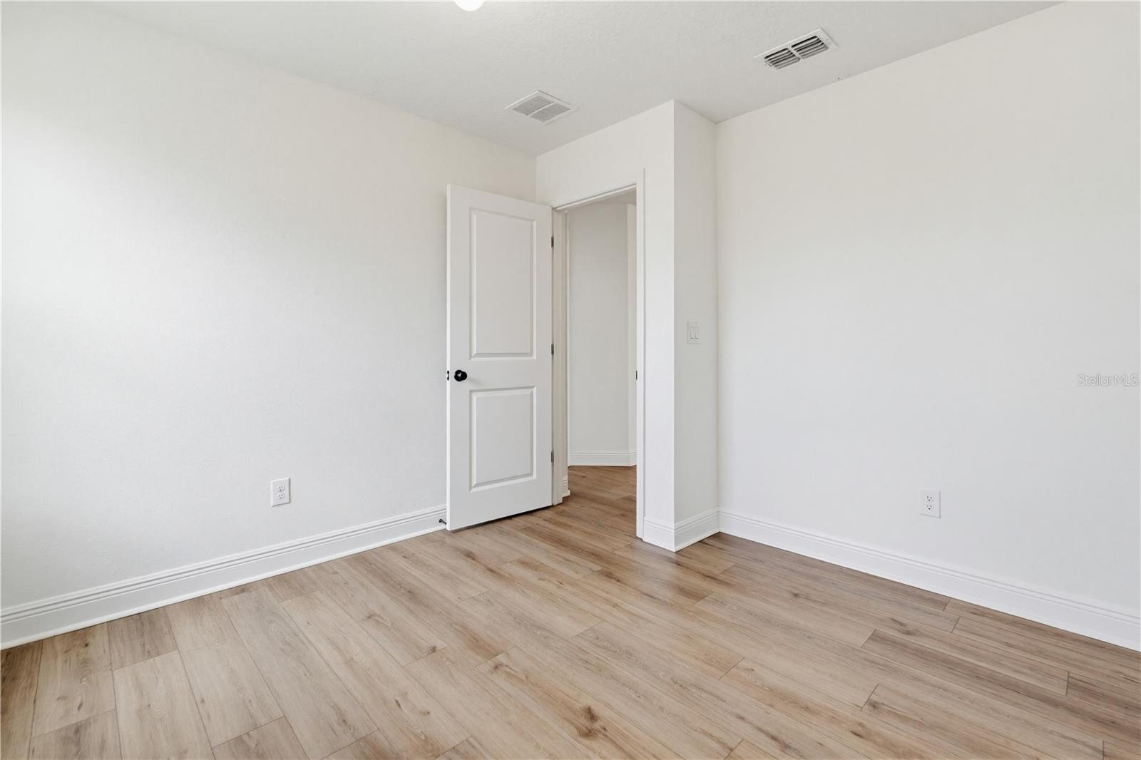 Image 39 of 69 For 9395 Sandy Bluffs Circle