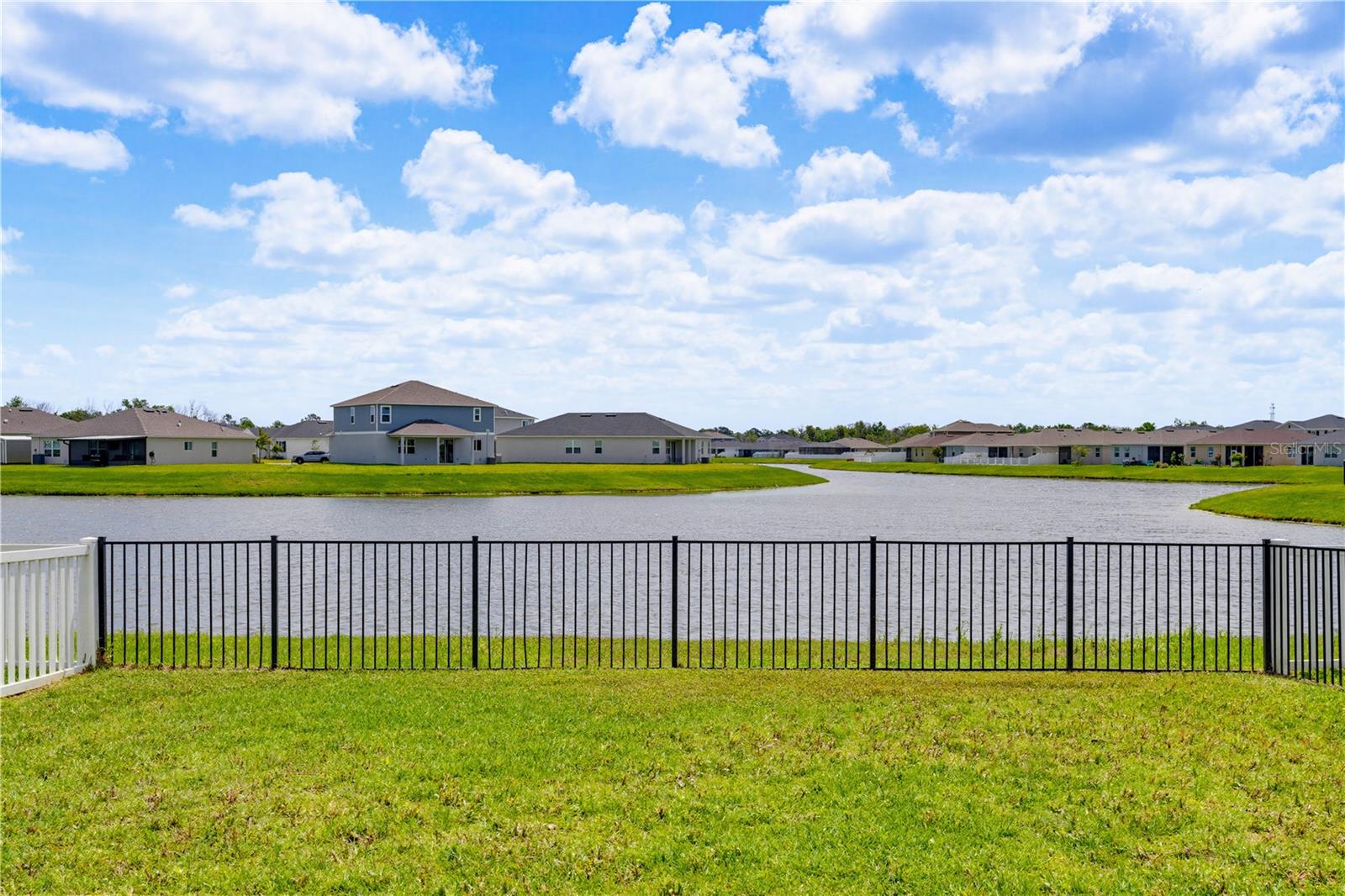 Image 4 of 69 For 9395 Sandy Bluffs Circle