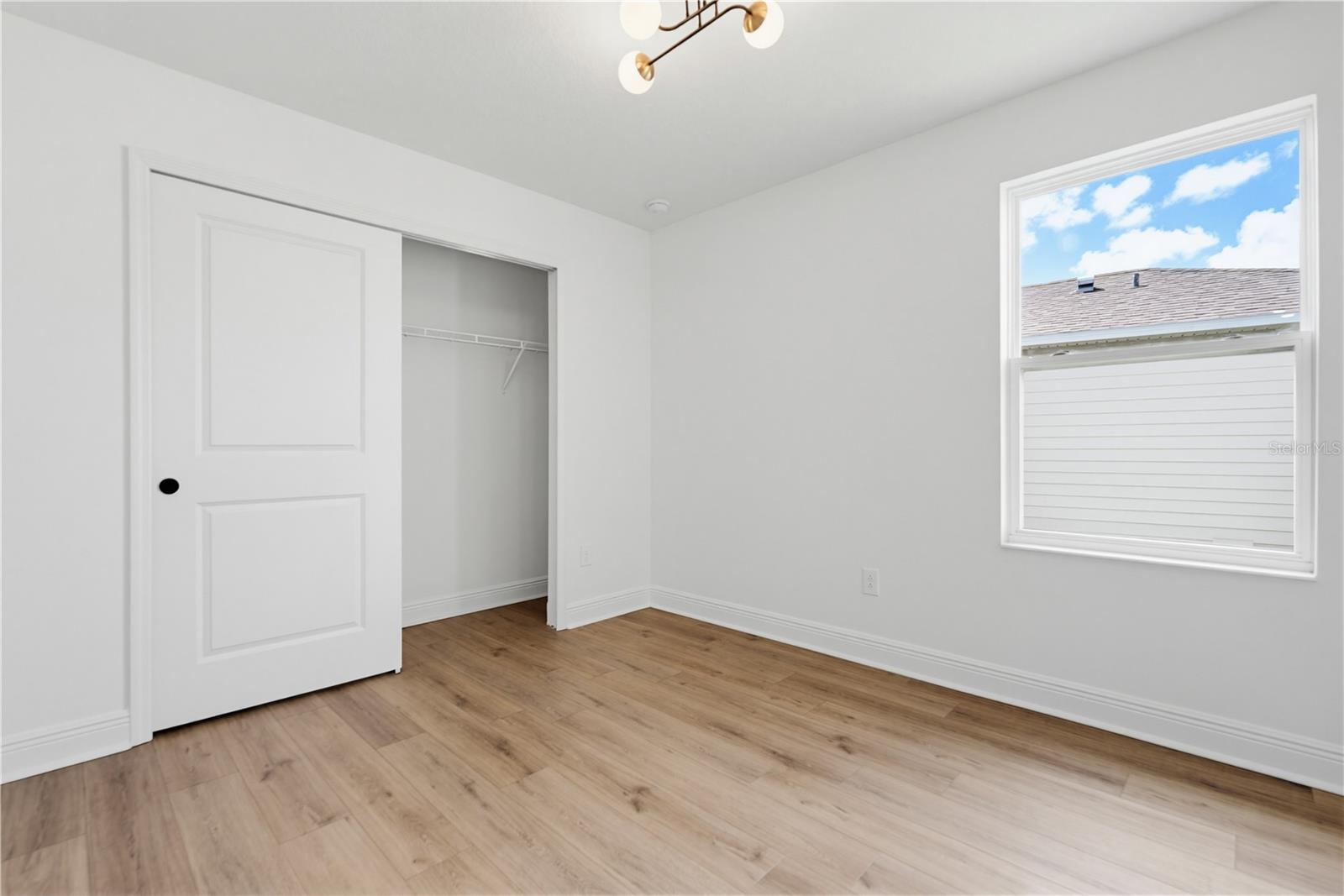 Image 40 of 69 For 9395 Sandy Bluffs Circle