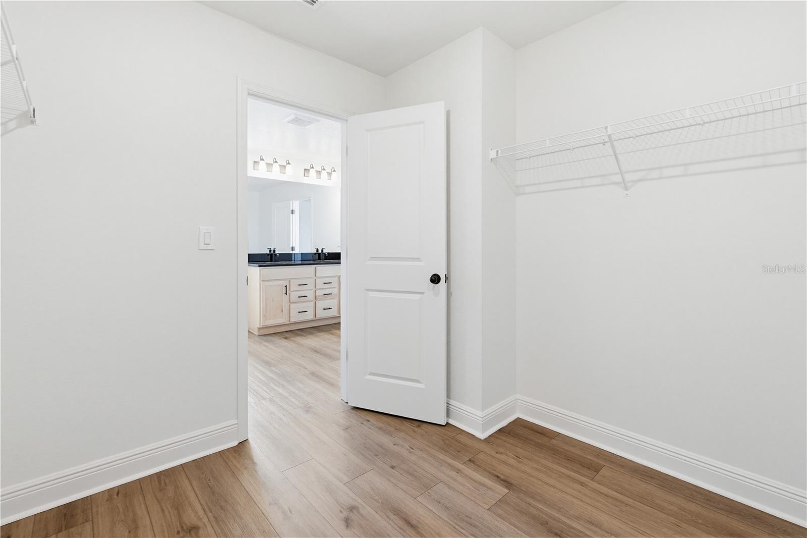 Image 47 of 69 For 9395 Sandy Bluffs Circle