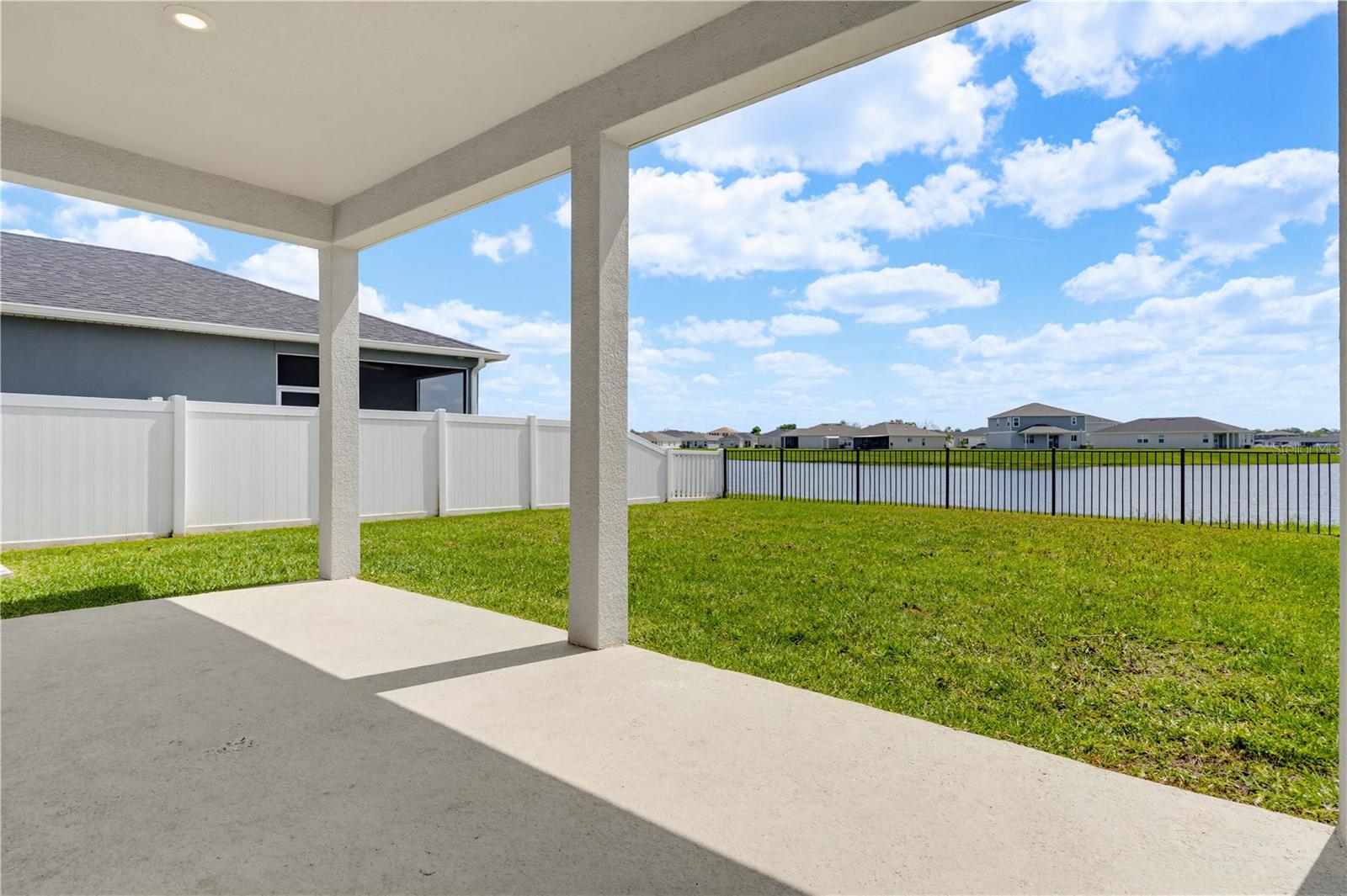 Image 50 of 69 For 9395 Sandy Bluffs Circle