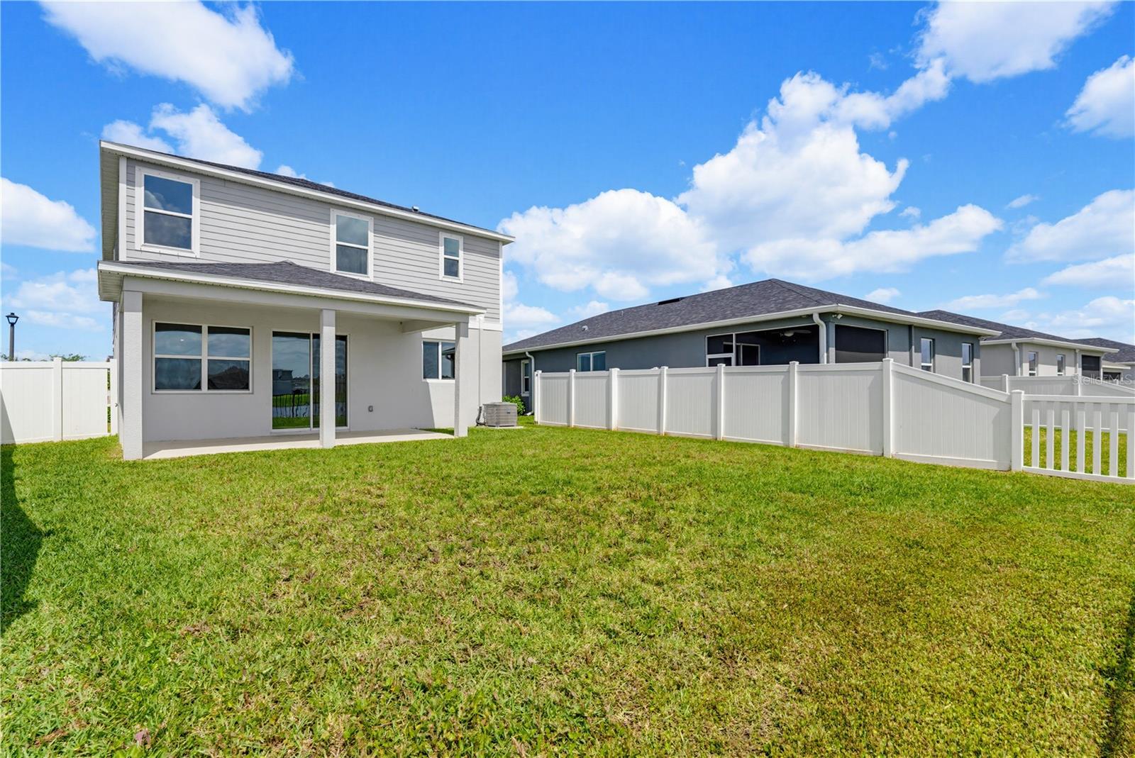 Image 52 of 69 For 9395 Sandy Bluffs Circle