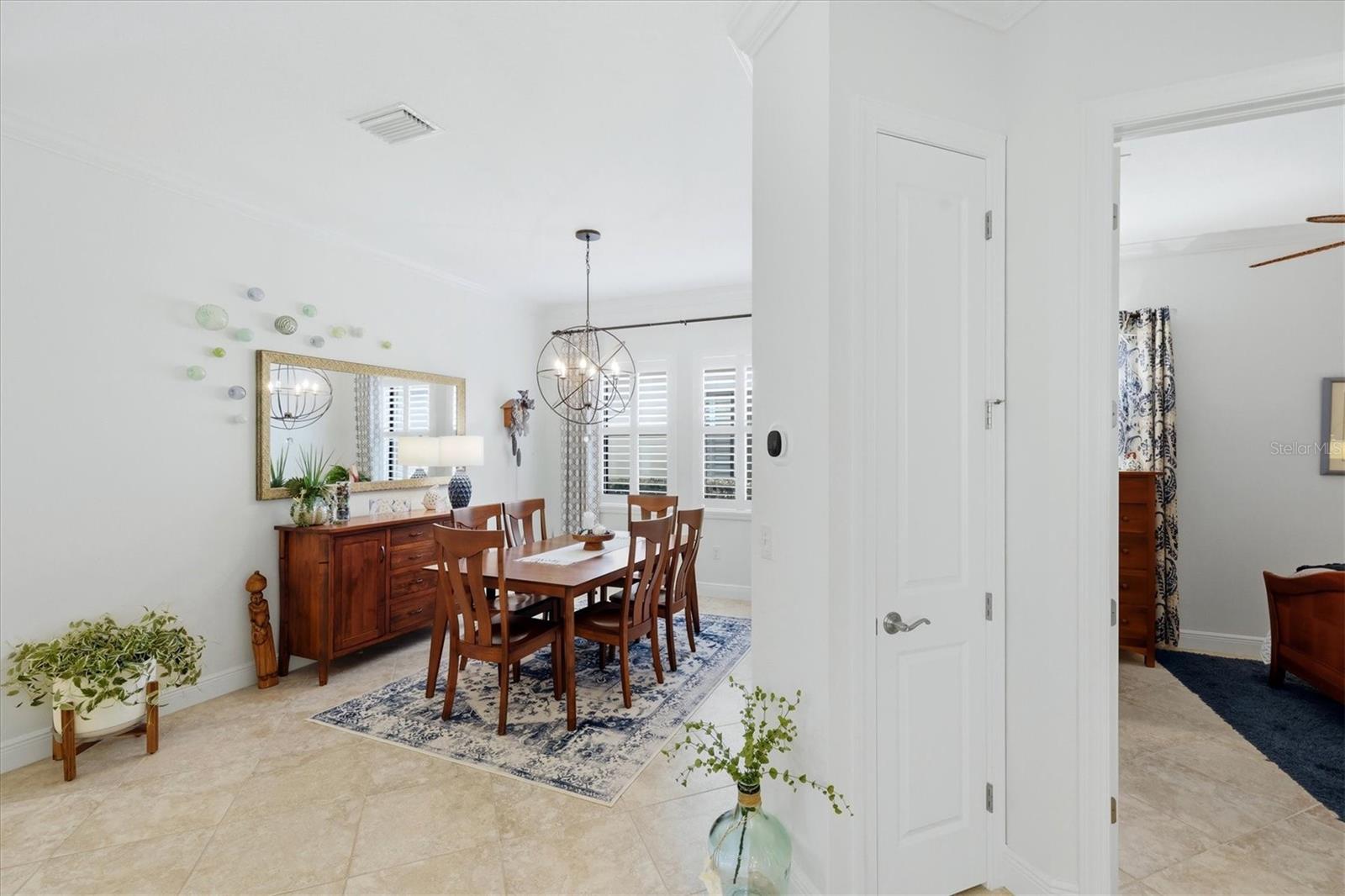 Image 38 of 100 For 10441 Crooked Creek Drive