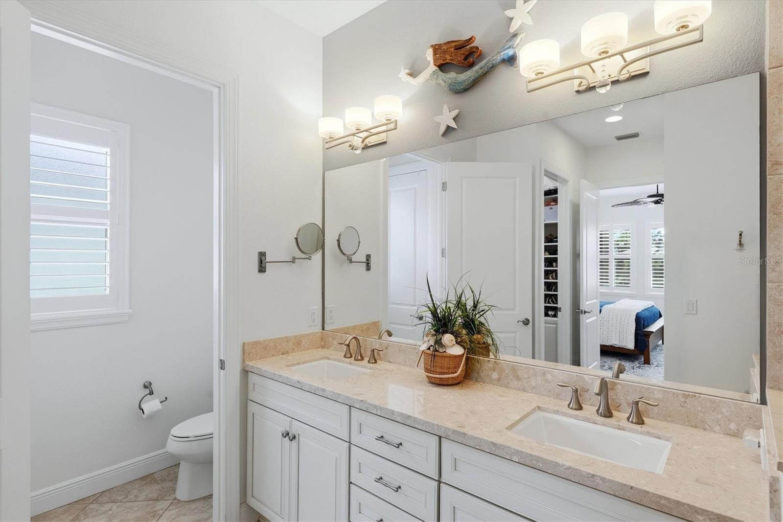 Image 49 of 100 For 10441 Crooked Creek Drive