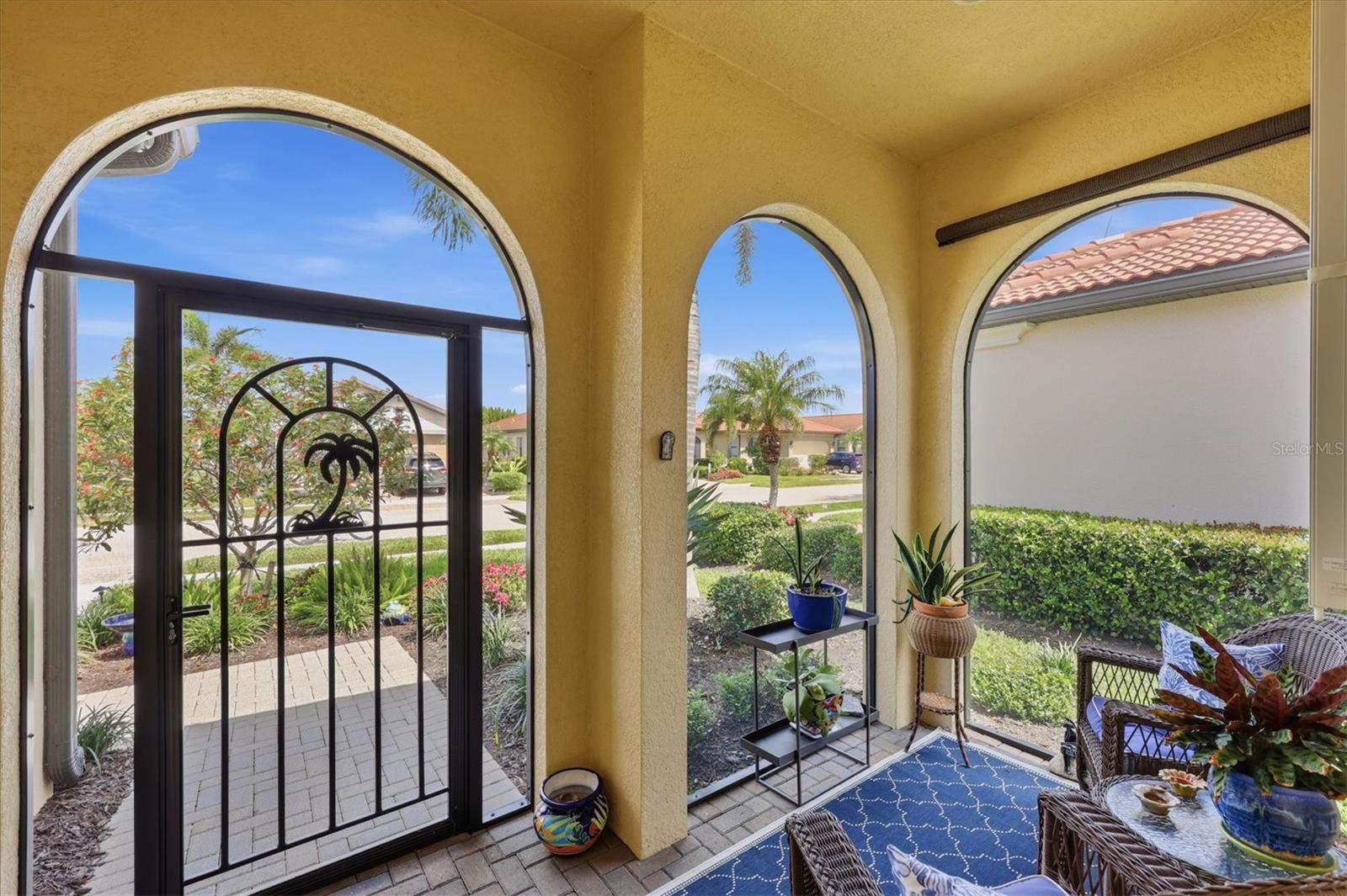 Image 6 of 100 For 10441 Crooked Creek Drive