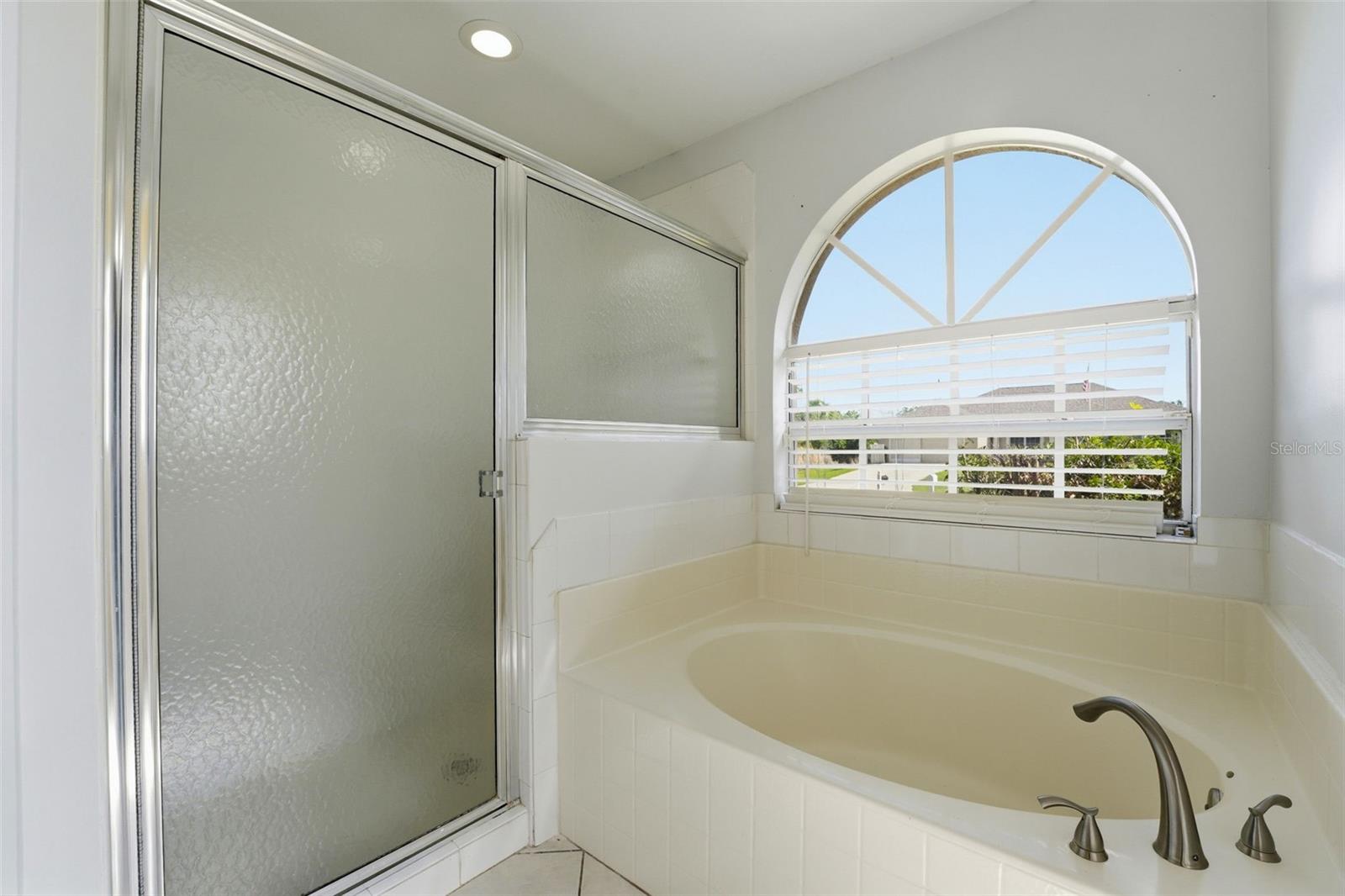 Listing photo id 20 for 2637 Courtland Avenue