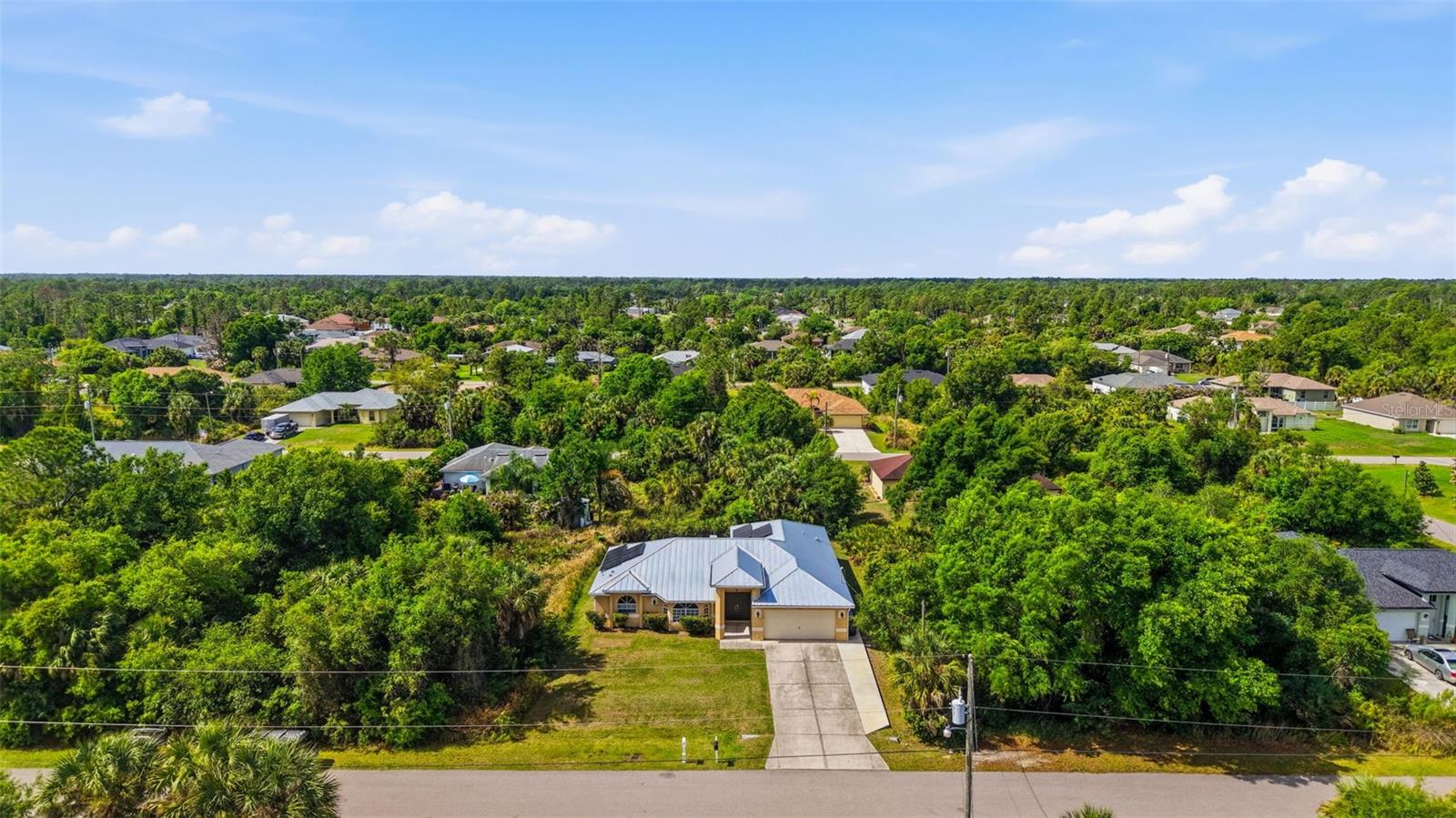 Listing photo id 43 for 2637 Courtland Avenue