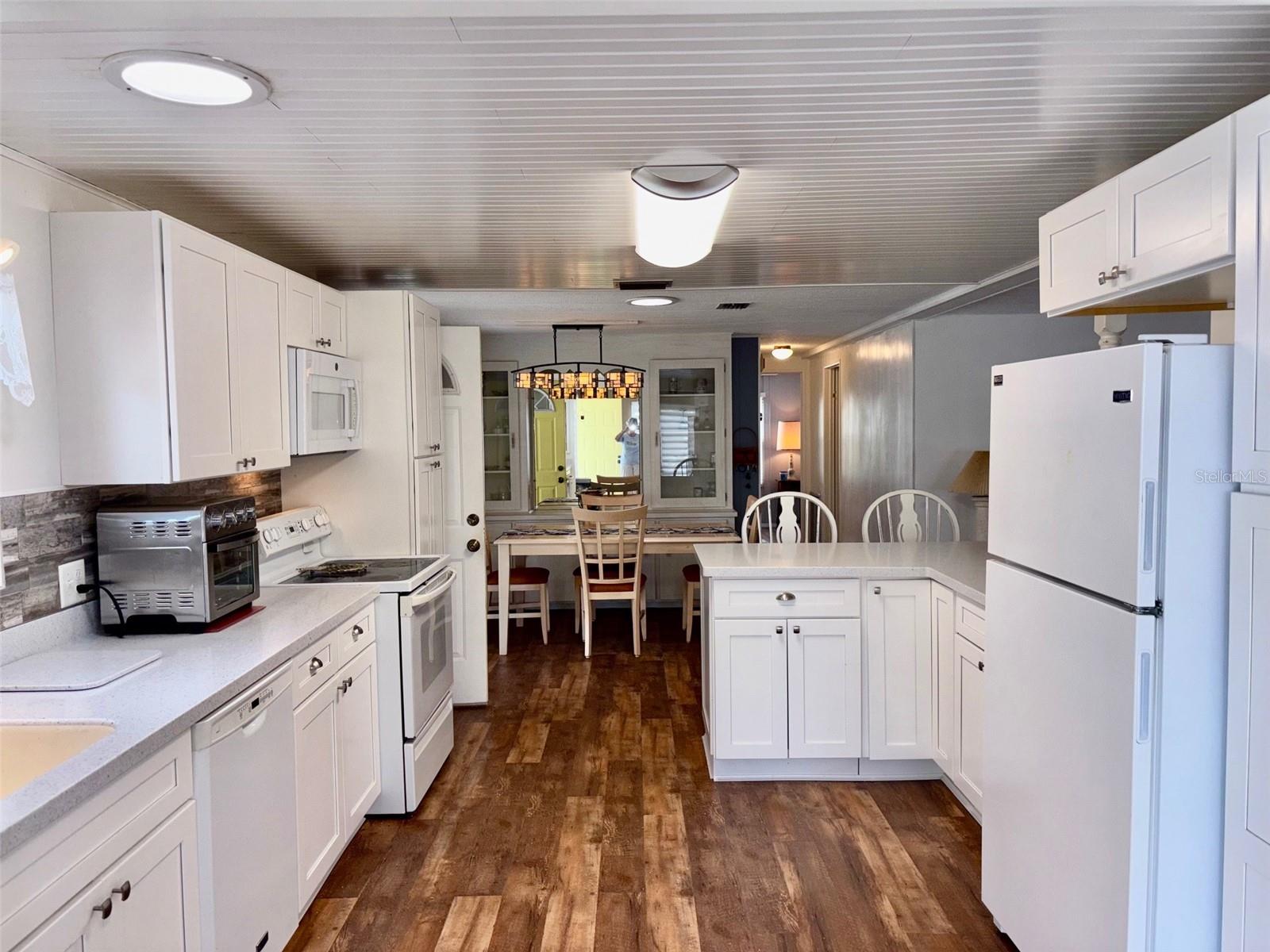 Image 13 of 62 For 413 Cervina Drive N