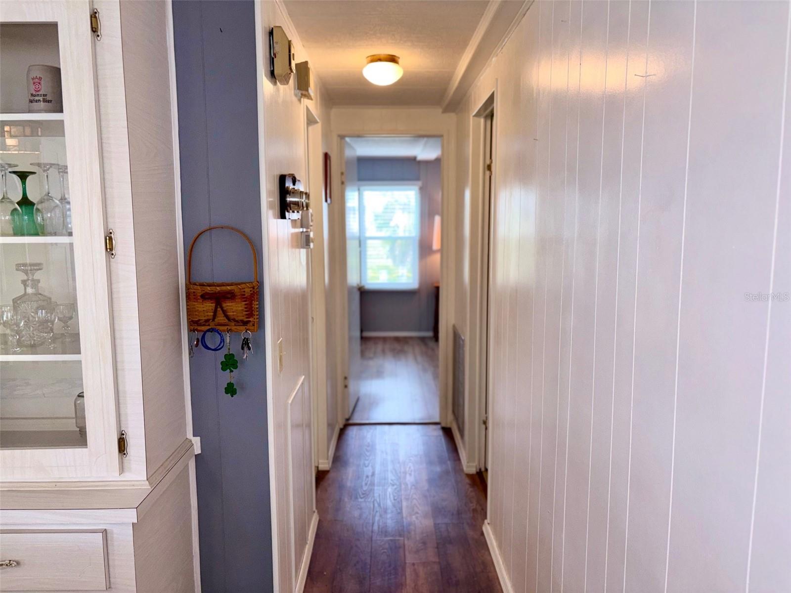 Image 18 of 62 For 413 Cervina Drive N