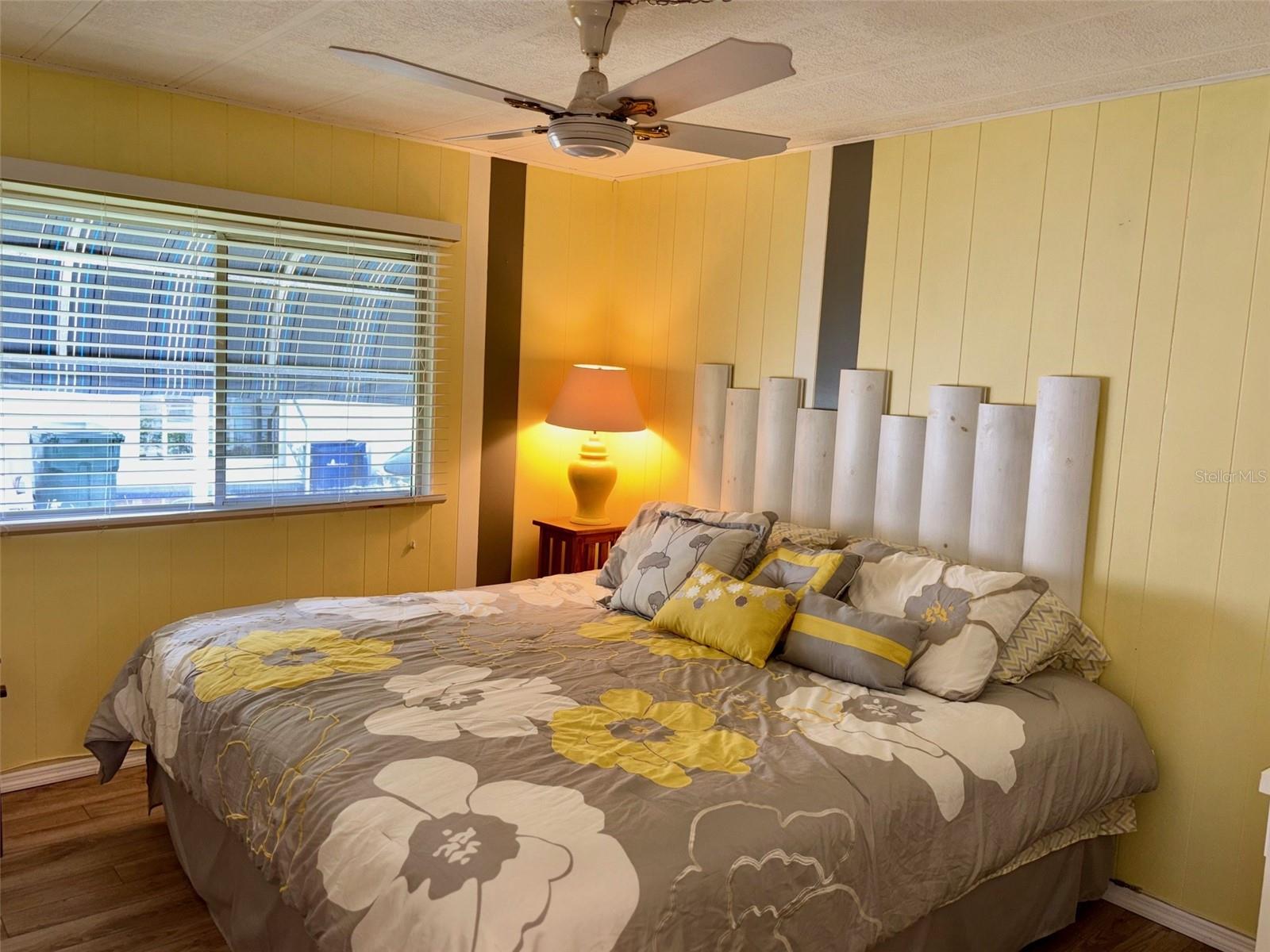 Image 20 of 62 For 413 Cervina Drive N