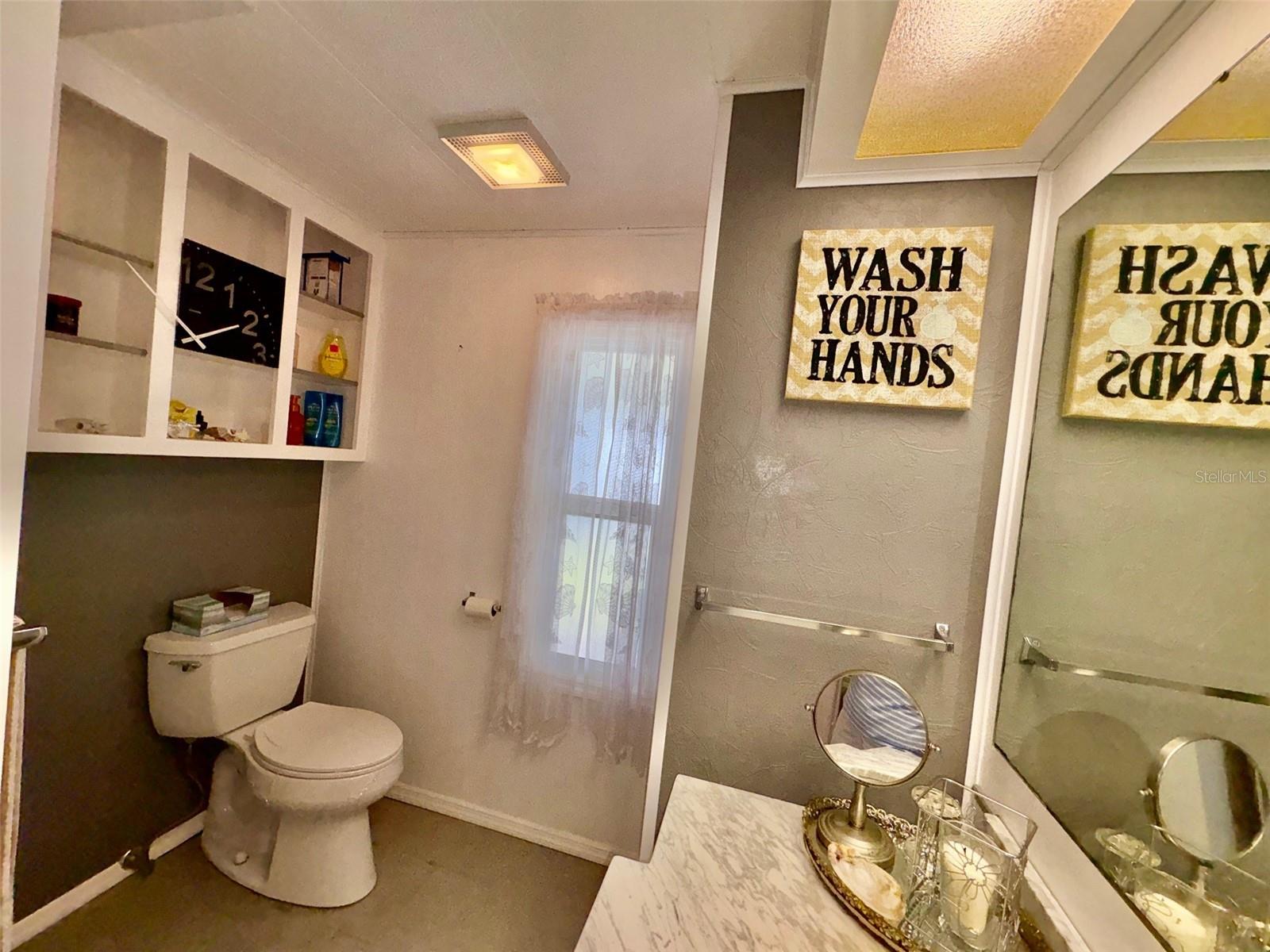 Image 24 of 62 For 413 Cervina Drive N