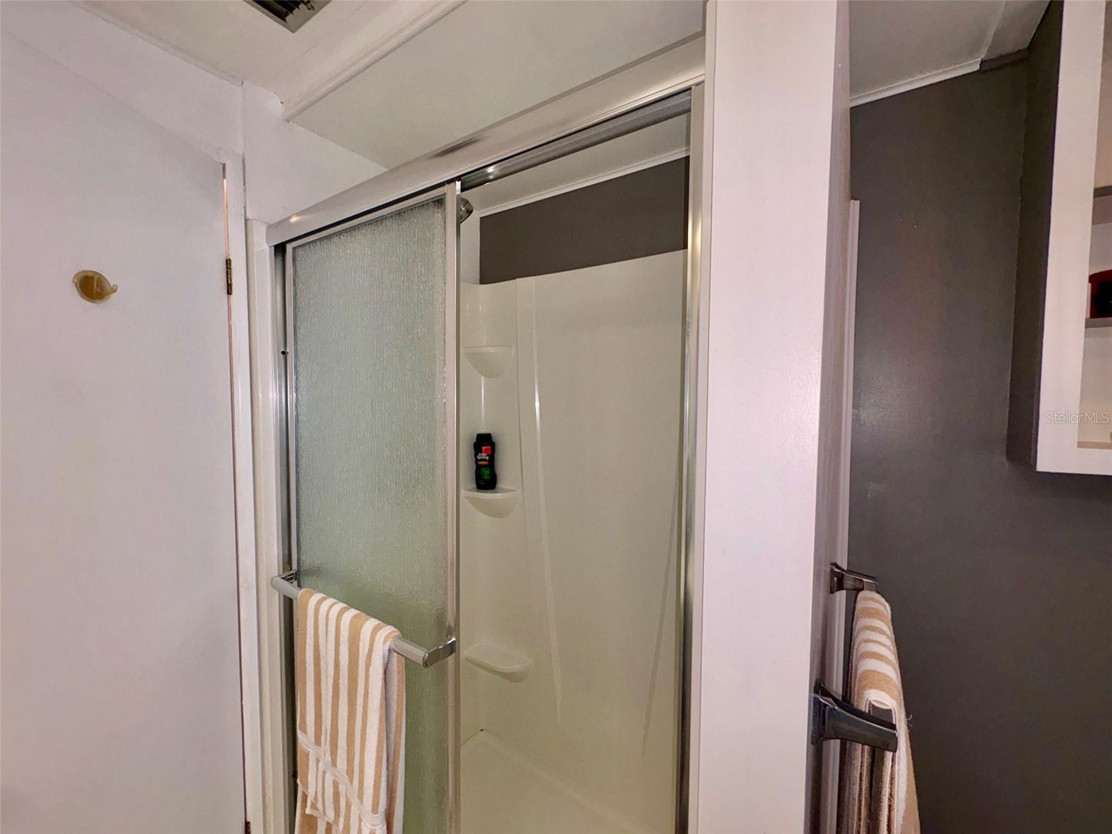 Image 26 of 62 For 413 Cervina Drive N