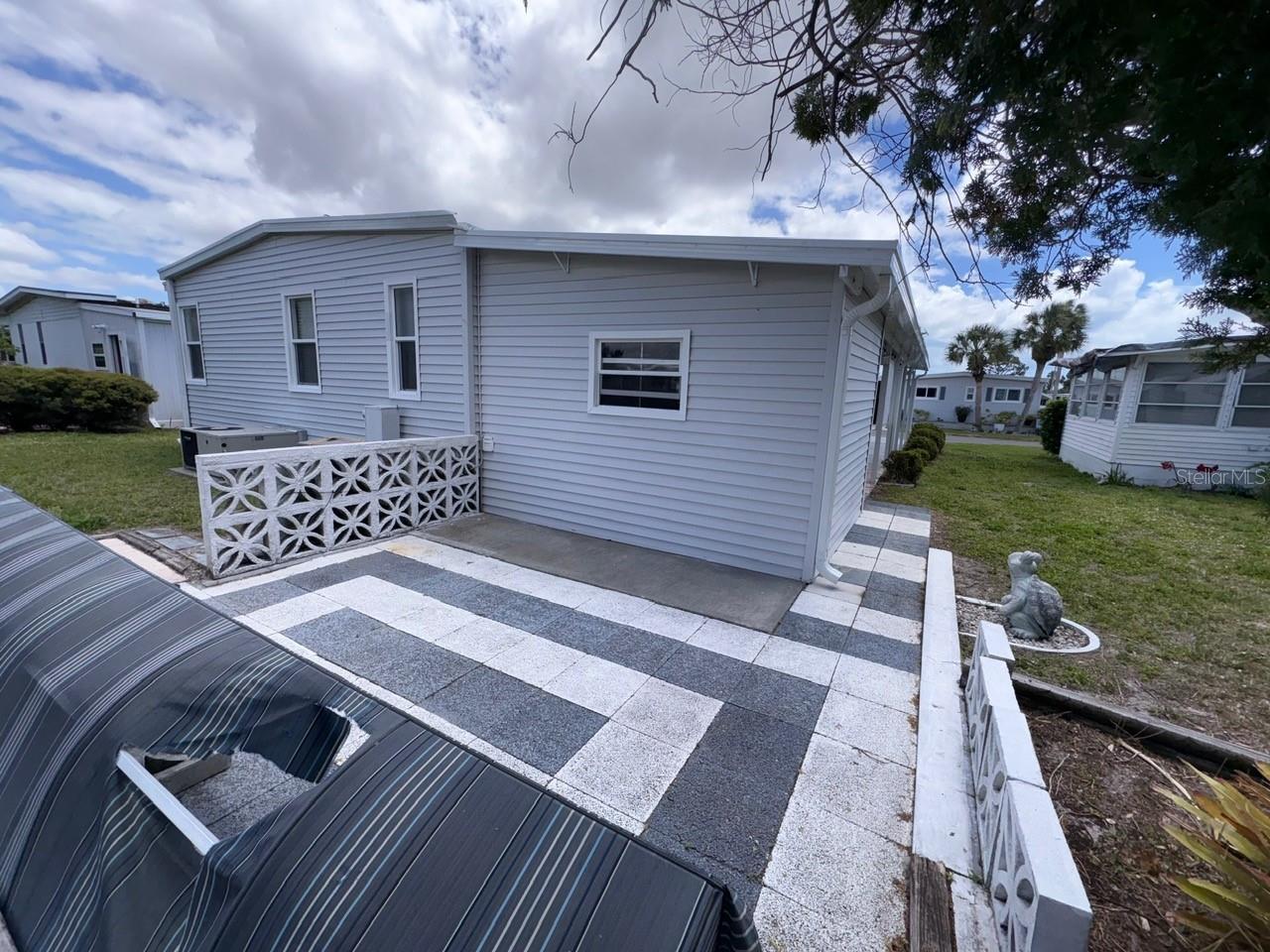 Image 44 of 62 For 413 Cervina Drive N