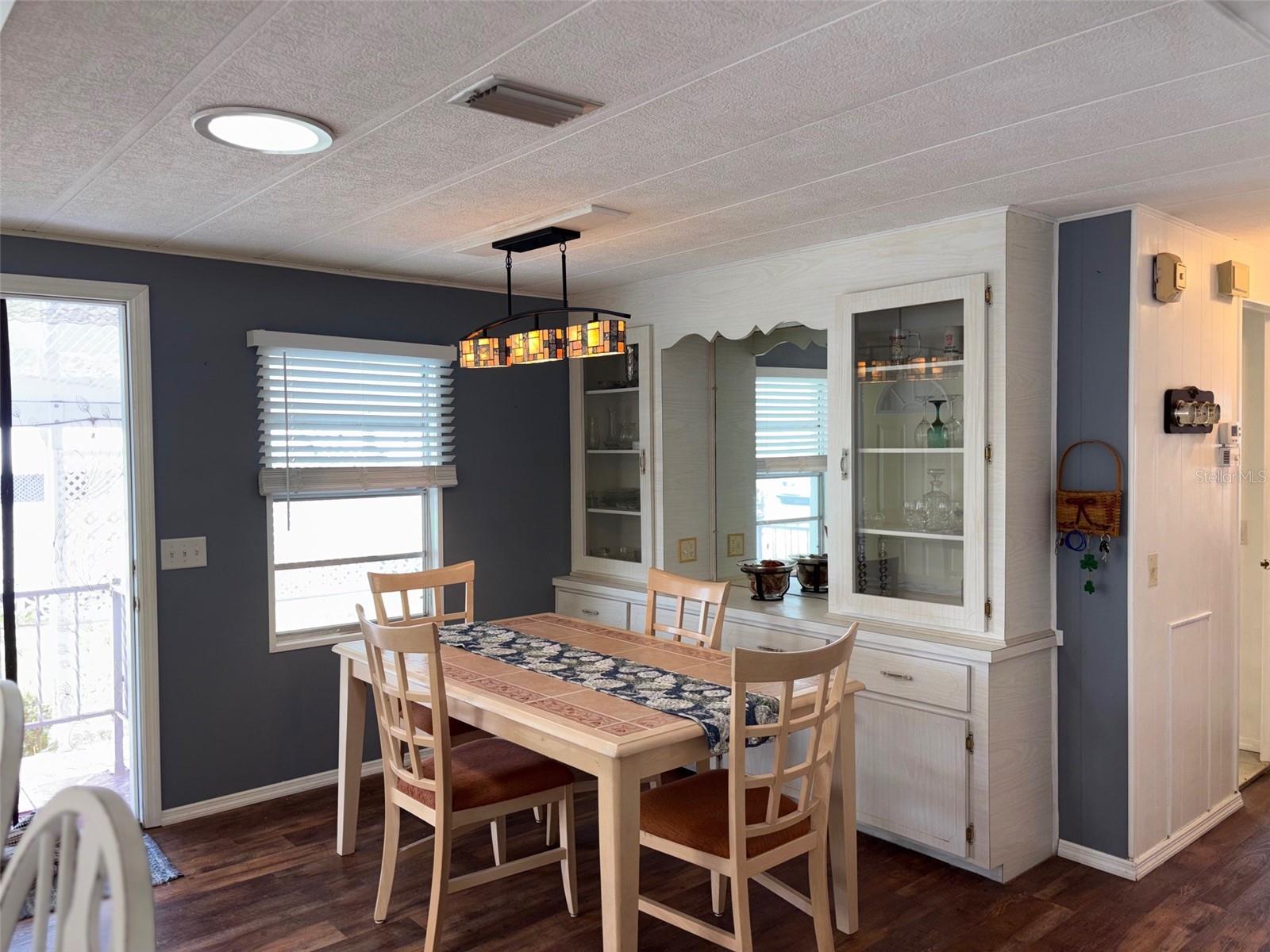 Image 5 of 62 For 413 Cervina Drive N