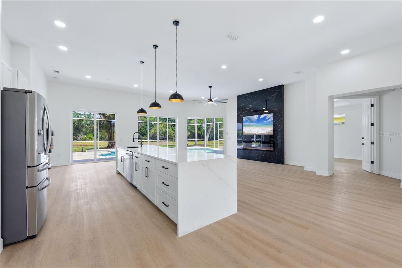 Image 11 of 59 For 8115 Planters Knoll Terrace