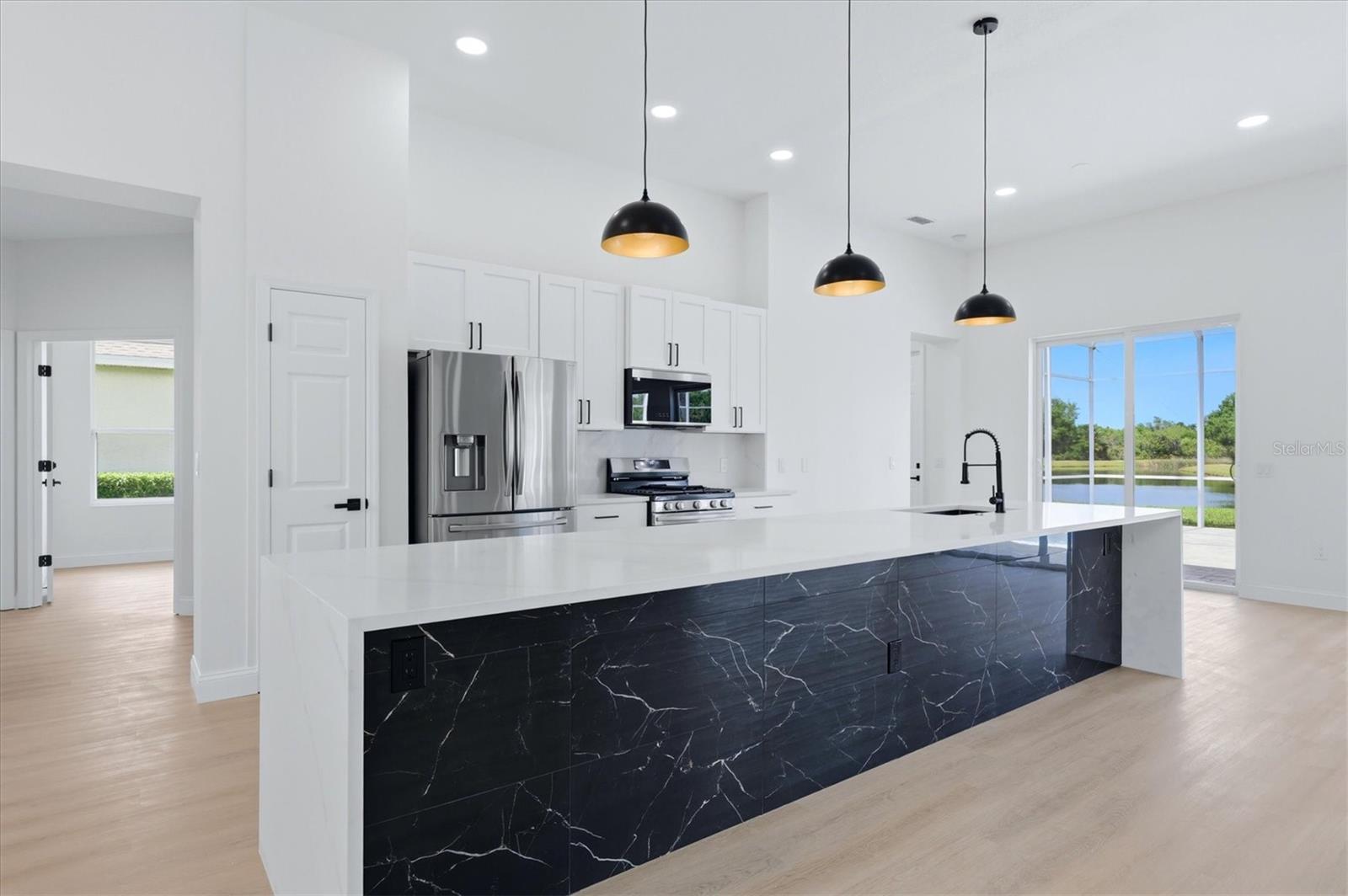 Image 12 of 59 For 8115 Planters Knoll Terrace