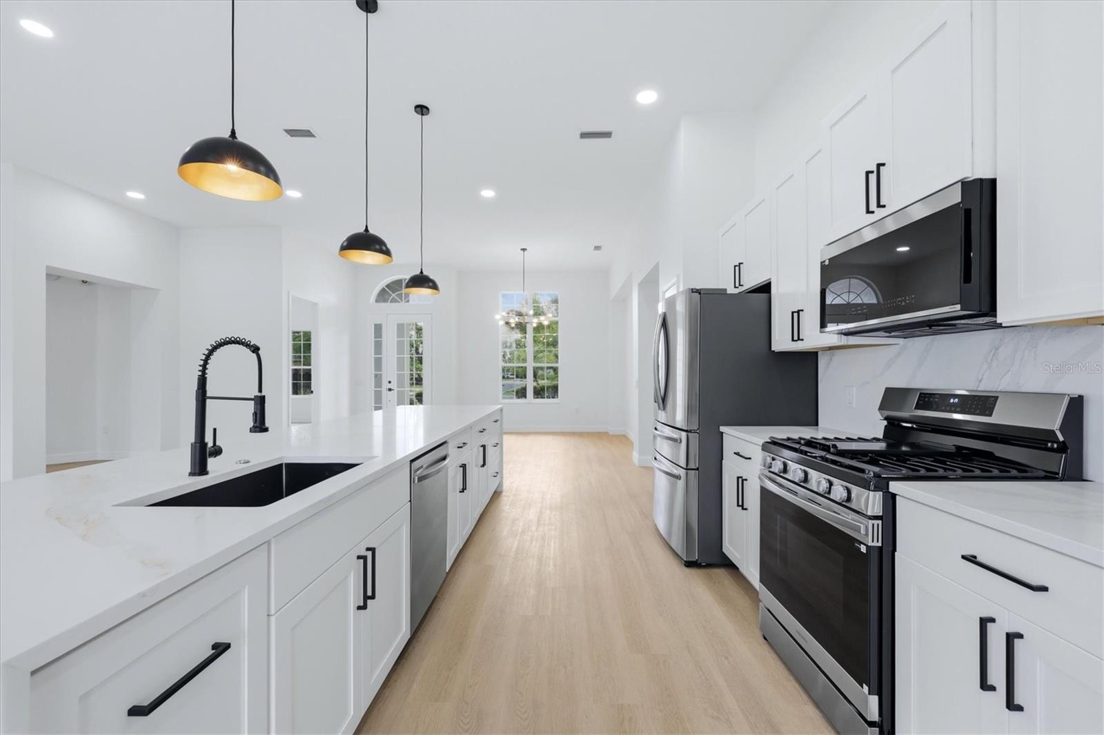 Image 14 of 59 For 8115 Planters Knoll Terrace