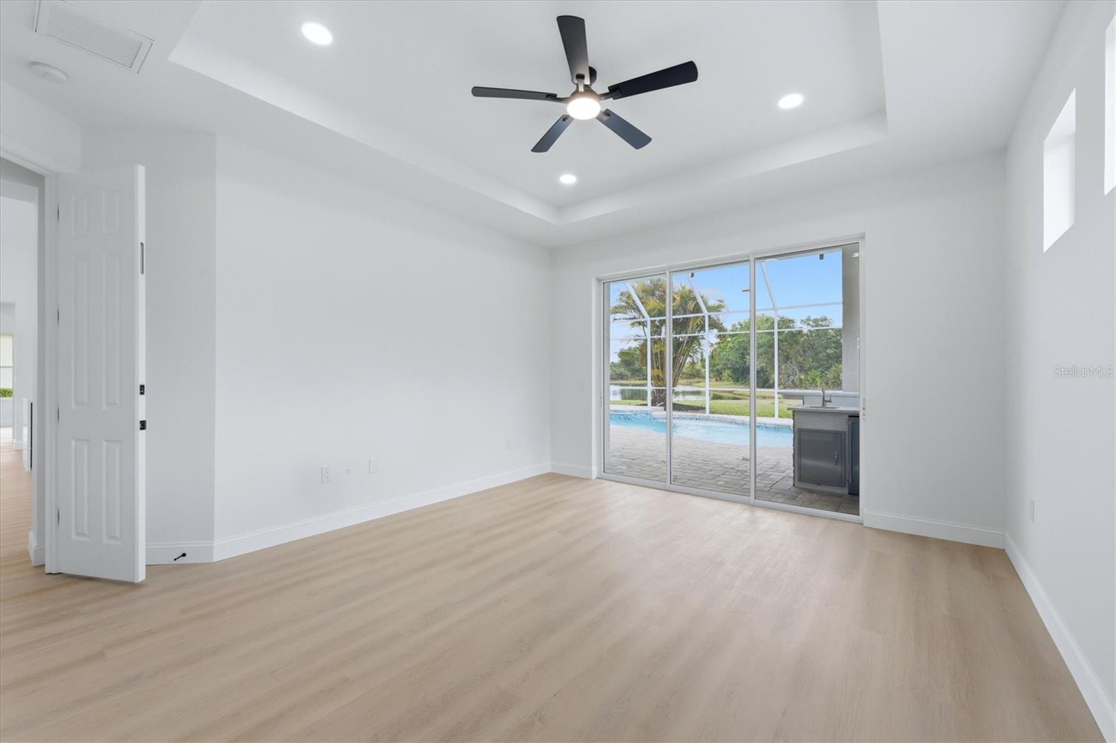 Image 17 of 59 For 8115 Planters Knoll Terrace