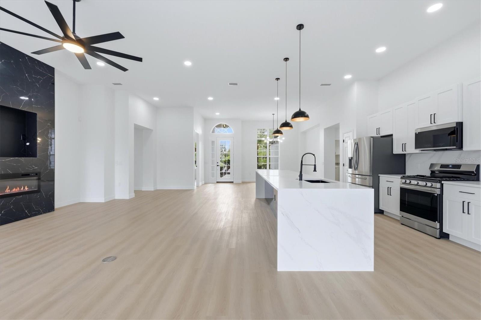 Image 9 of 59 For 8115 Planters Knoll Terrace