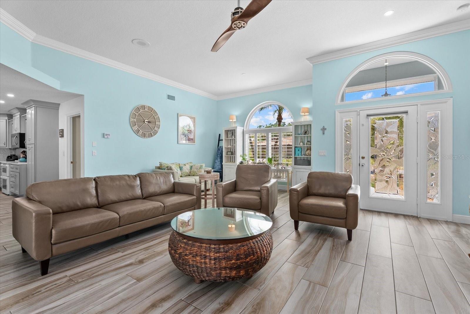 Image 13 of 41 For 550 Silk Oak Drive