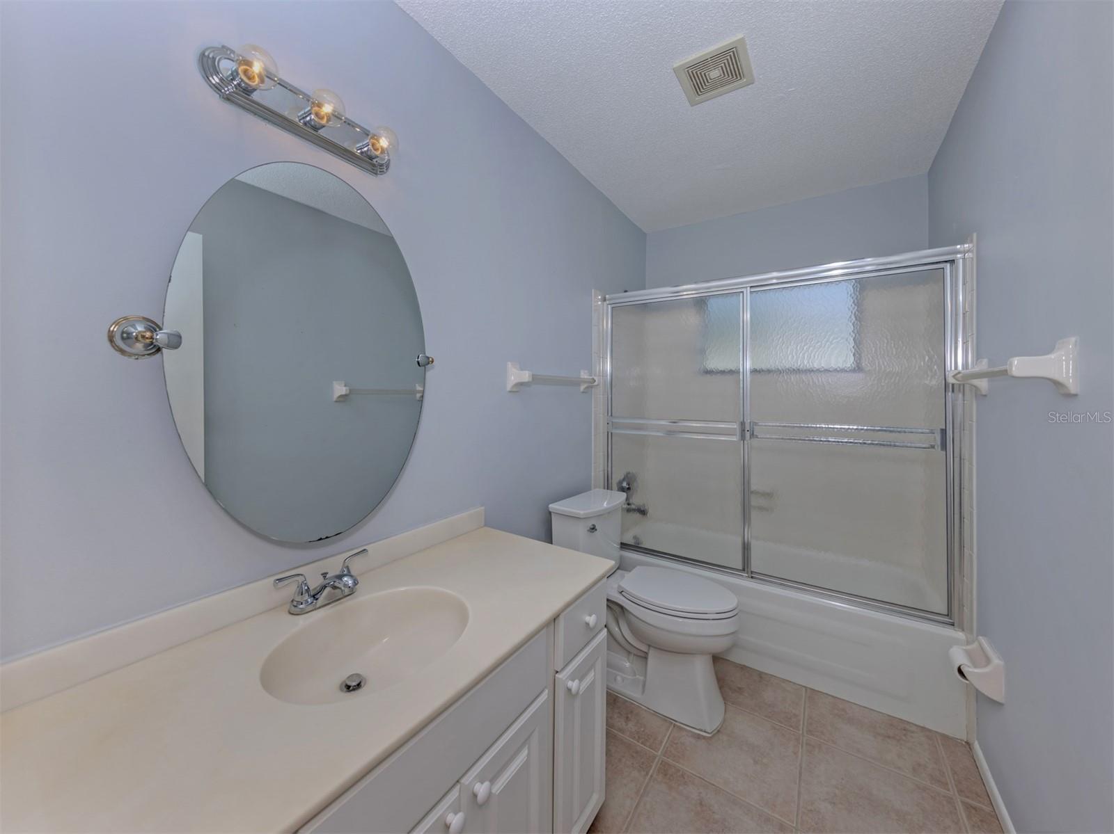 Image 26 of 60 For 6108 Green View Drive 143