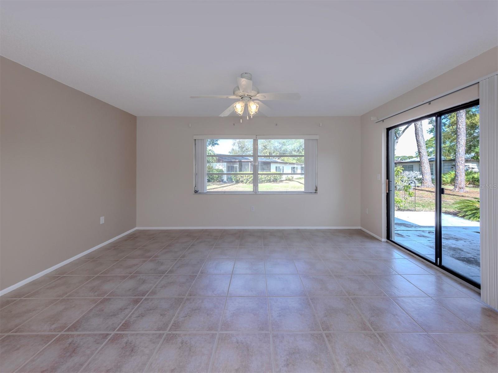 Image 4 of 60 For 6108 Green View Drive 143