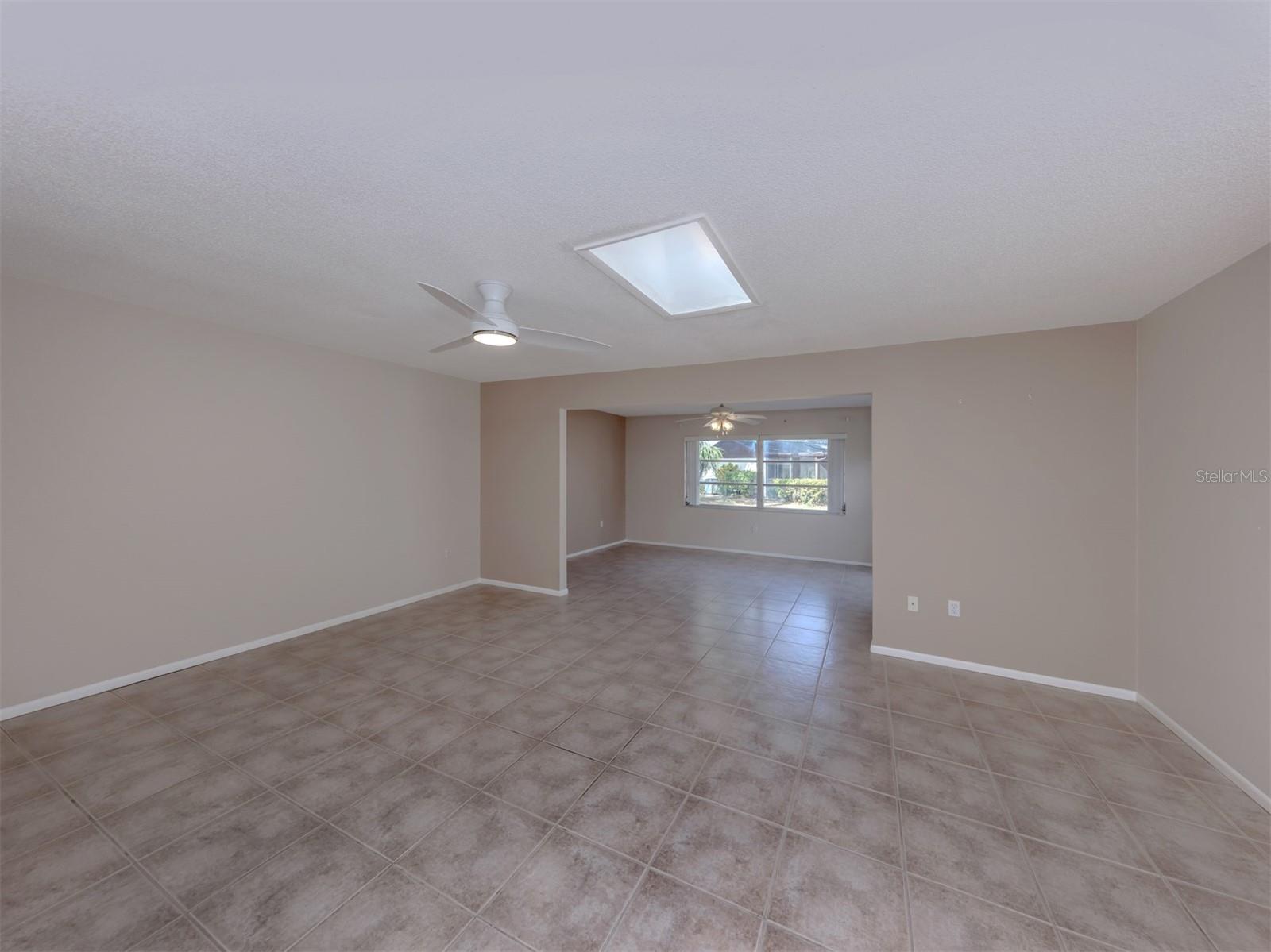 Image 9 of 60 For 6108 Green View Drive 143