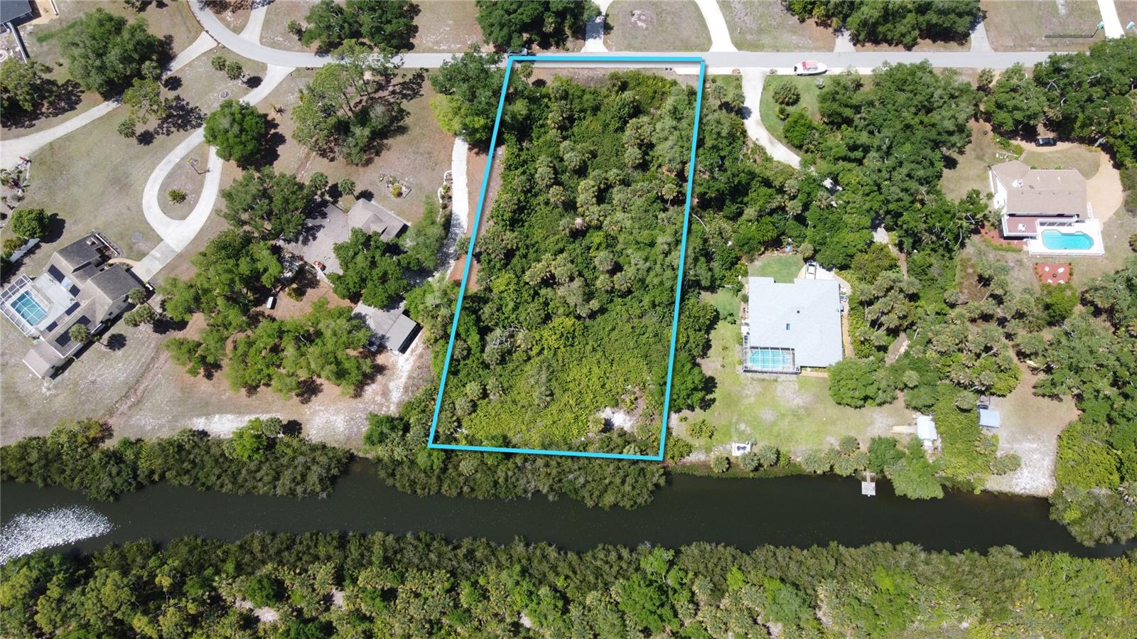 Image 4 of 11 For E Dolphin Drive