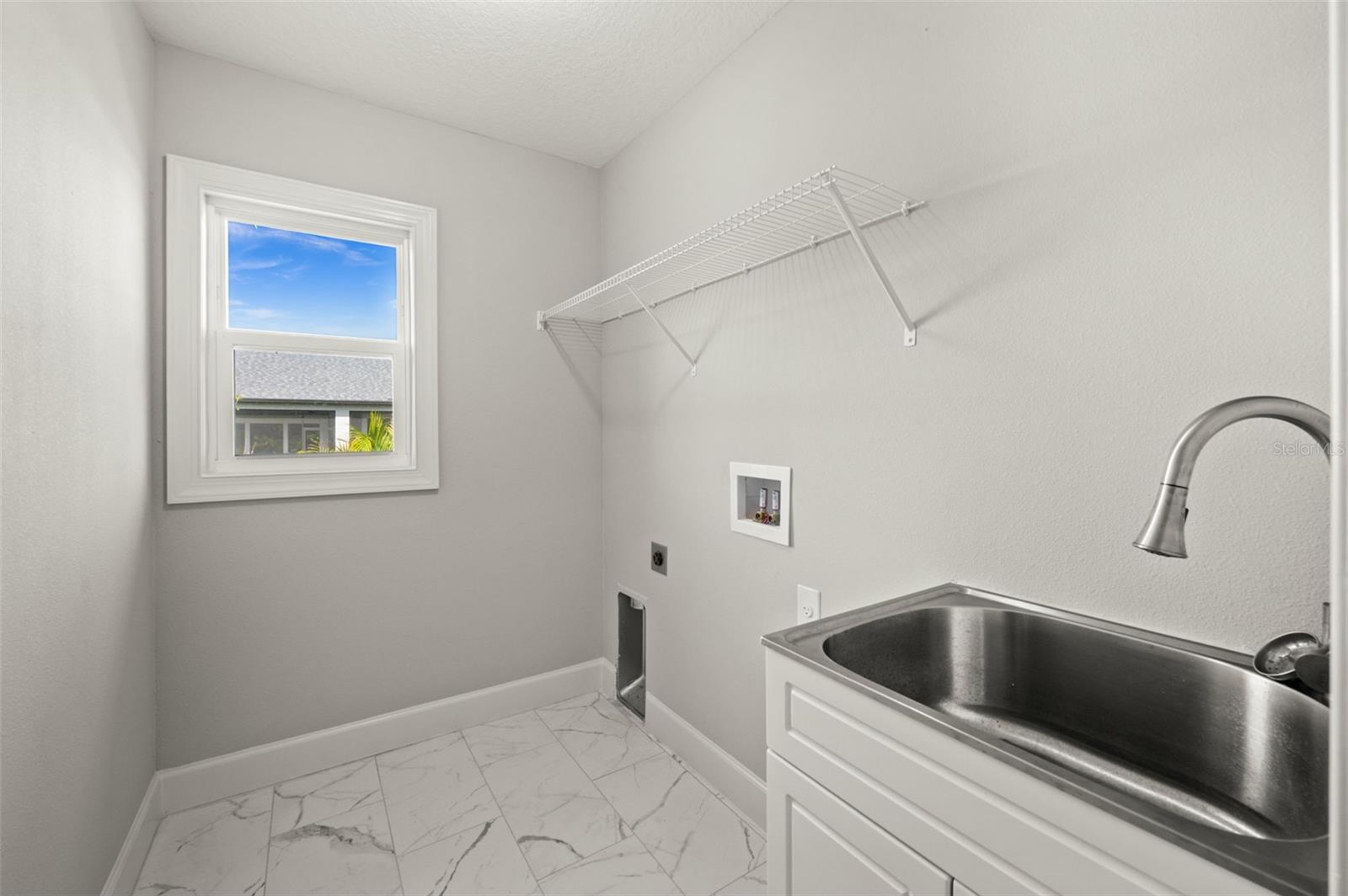 Image 30 of 35 For 1056 Tampa Road