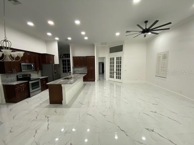 Image 5 of 18 For 26 Nw 8th Place