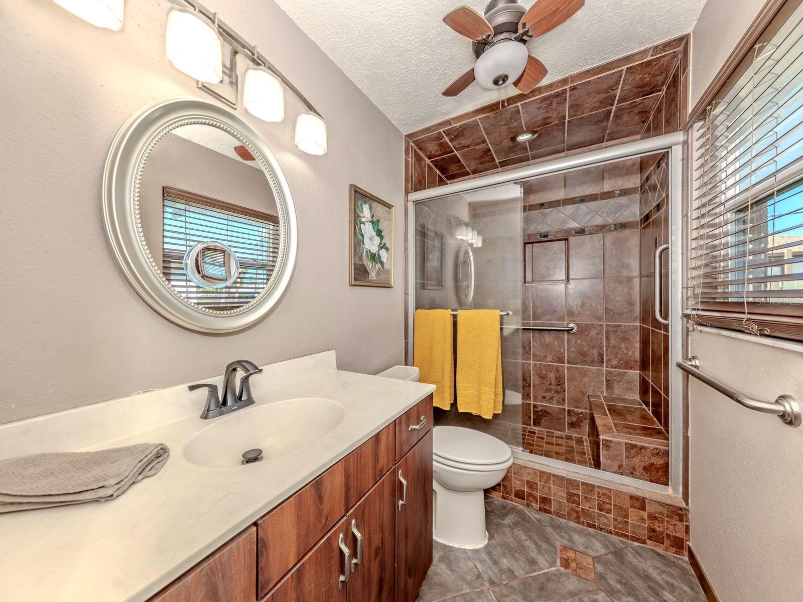 Image 19 of 43 For 2972 Argyle Road