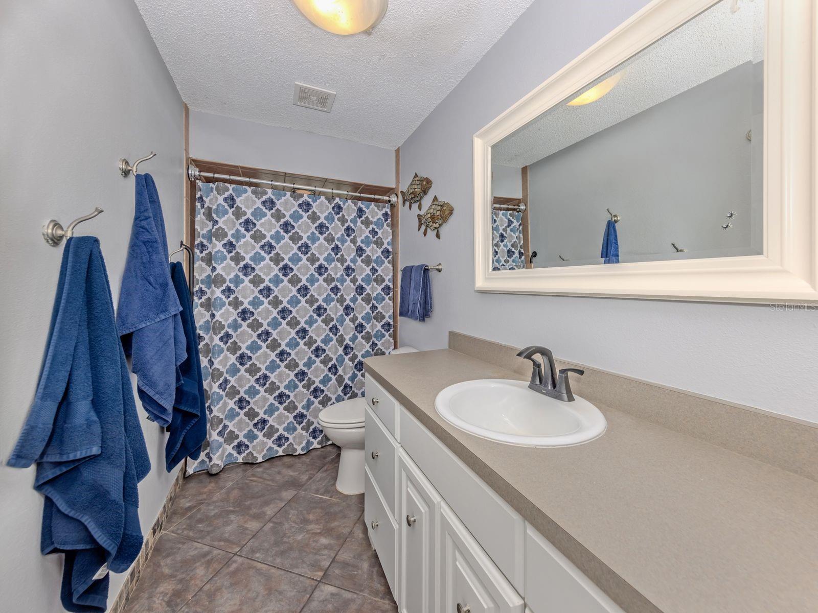 Image 21 of 43 For 2972 Argyle Road