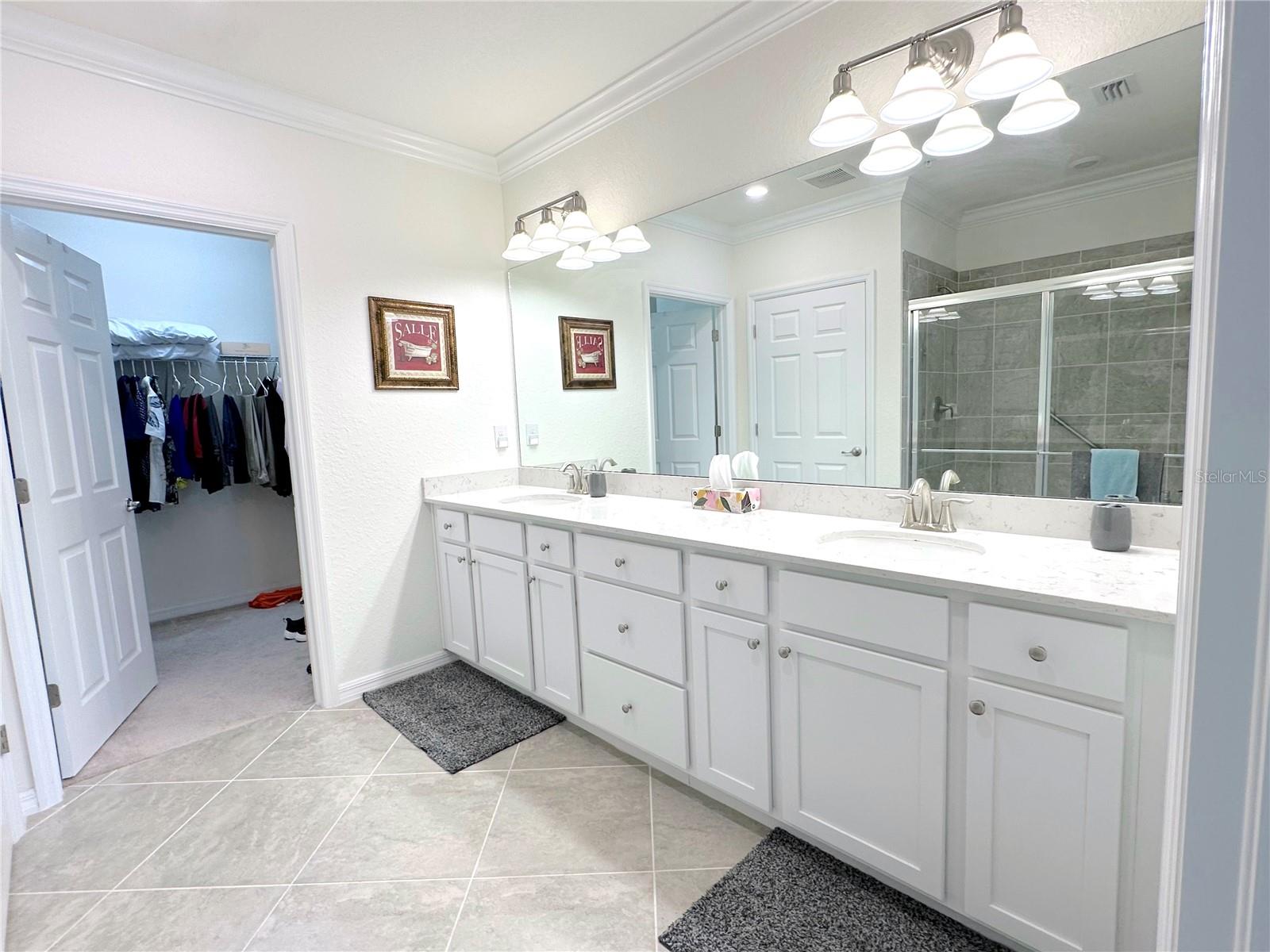 Image 13 of 48 For 10054 Crooked Creek Drive 102