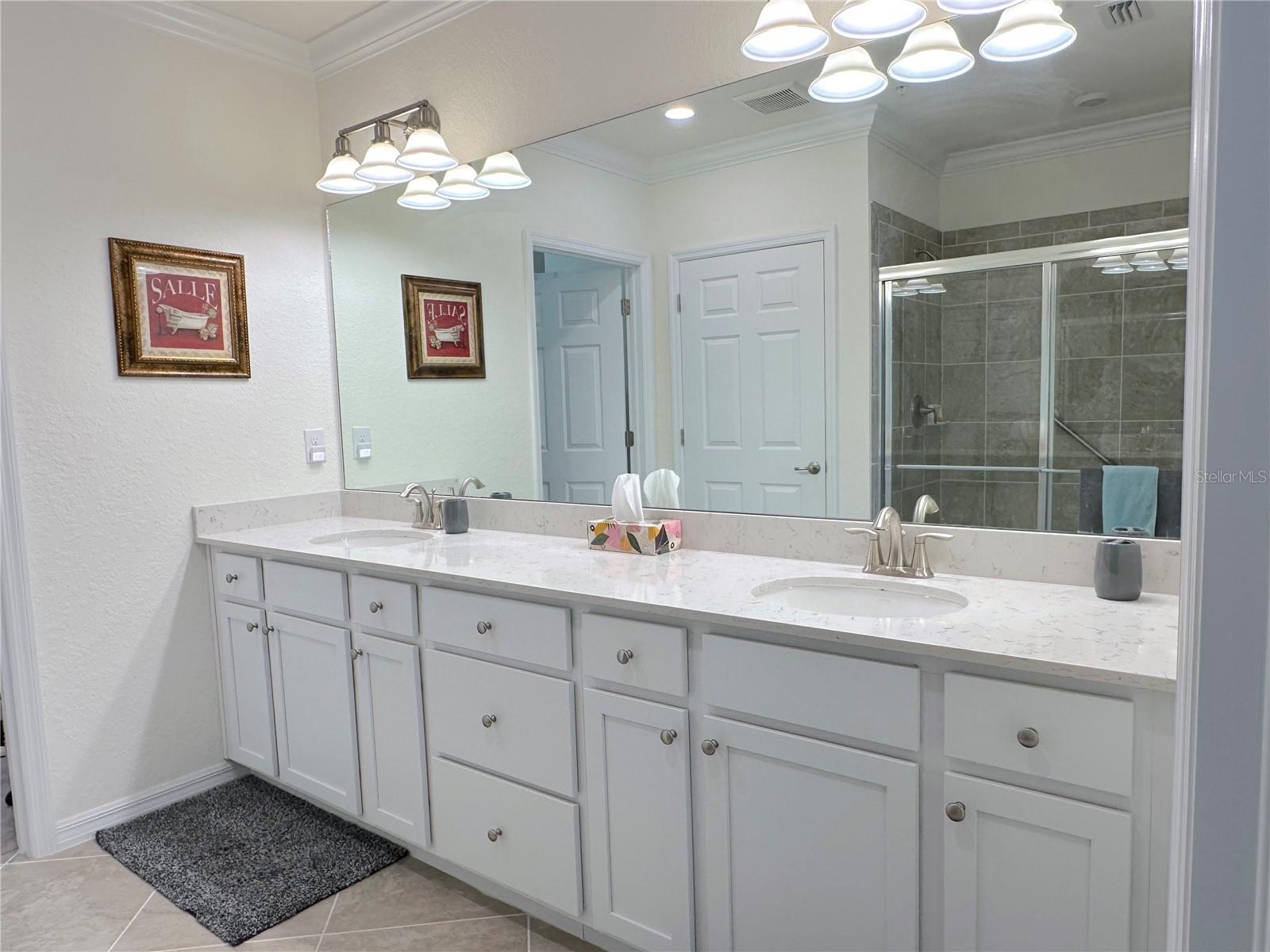 Image 14 of 48 For 10054 Crooked Creek Drive 102