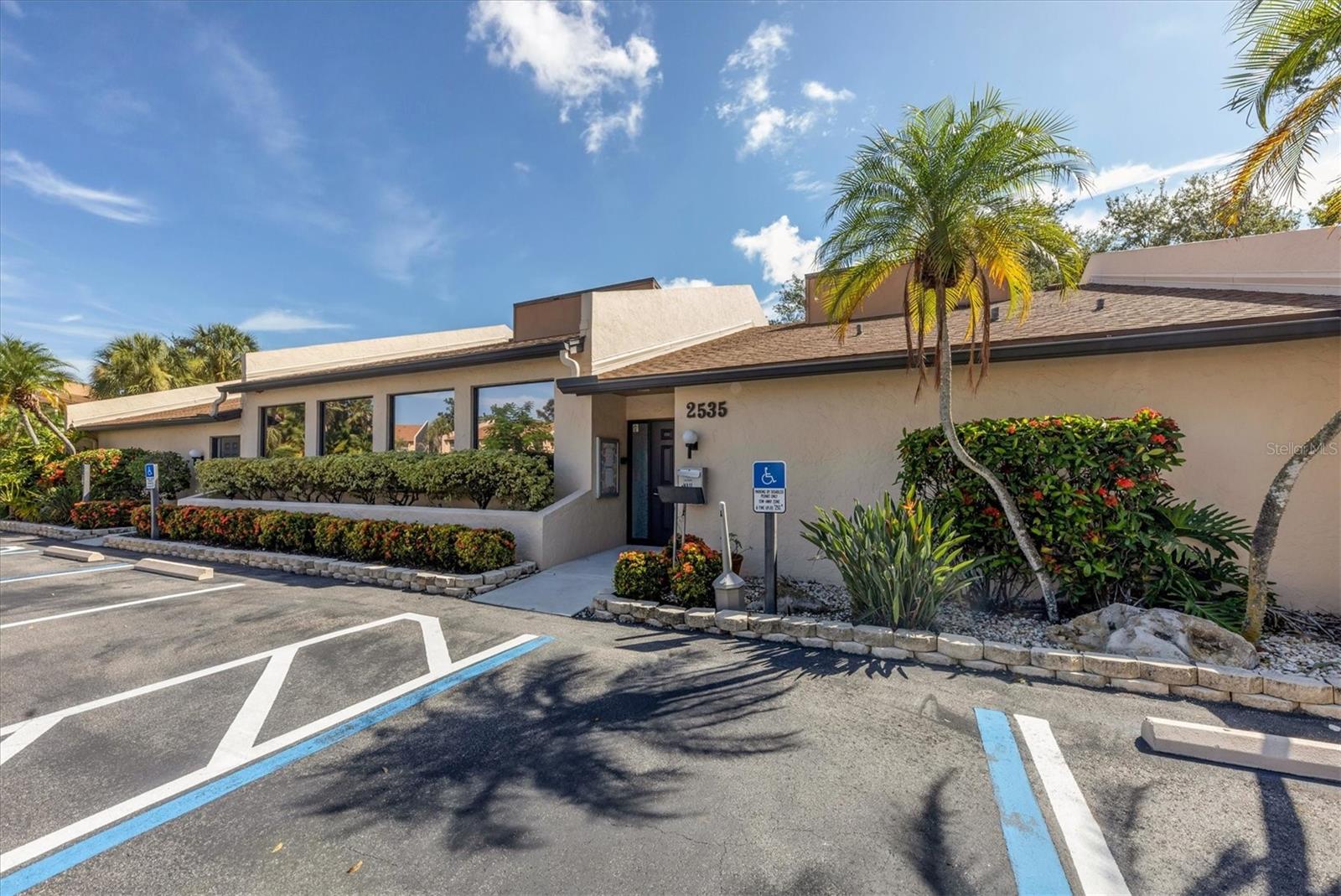 Image 33 of 53 For 2756 Clubhouse Drive 101