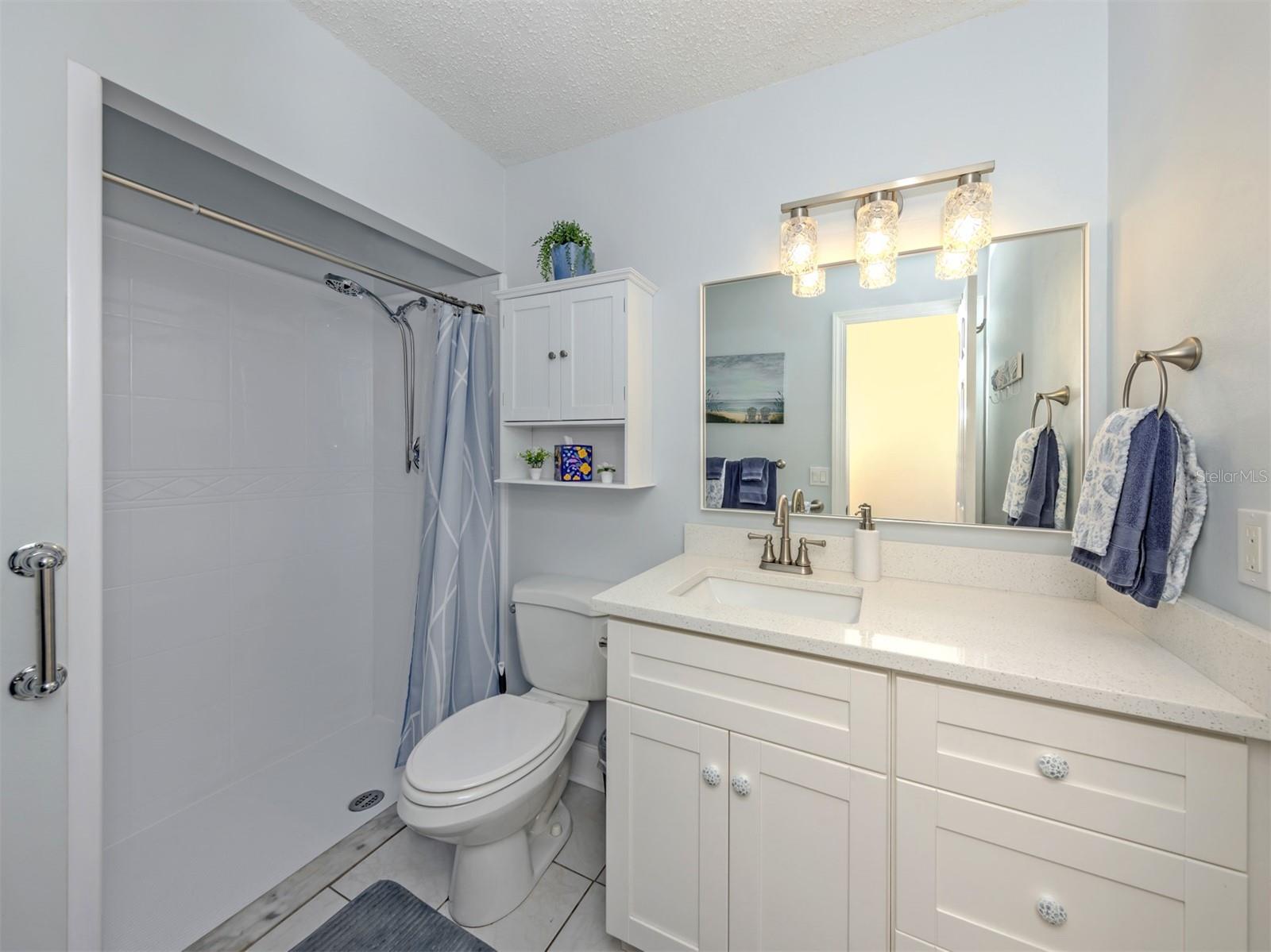 Image 28 of 35 For 414 Circlewood Drive H2