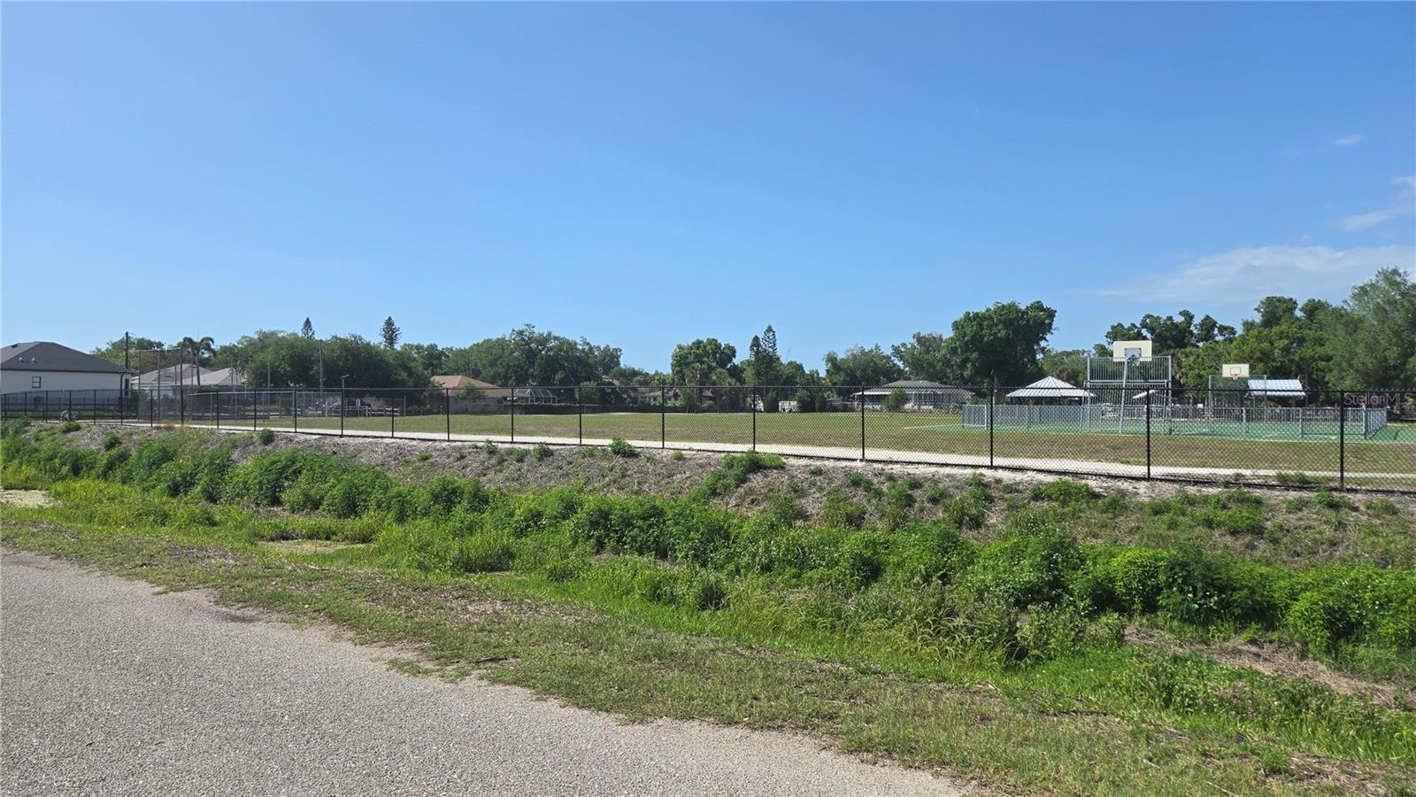 Image 5 of 6 For  Rolla Road 