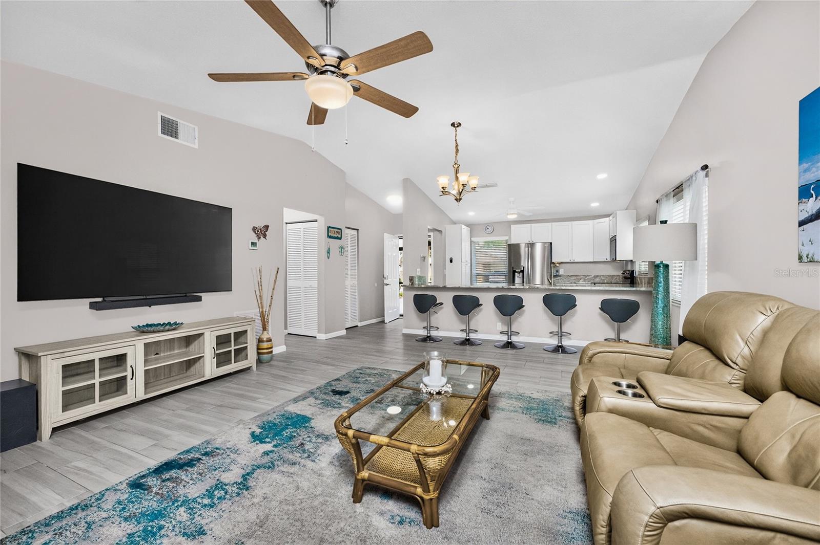 Image 3 of 57 For 1711 Curry Trail 29