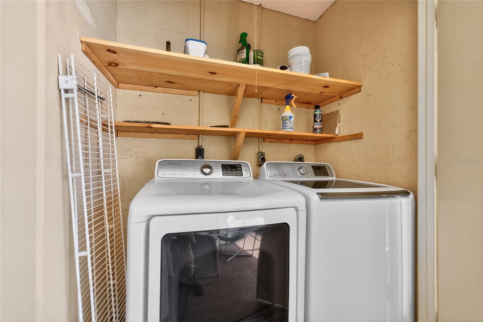 Image 30 of 57 For 1711 Curry Trail 29