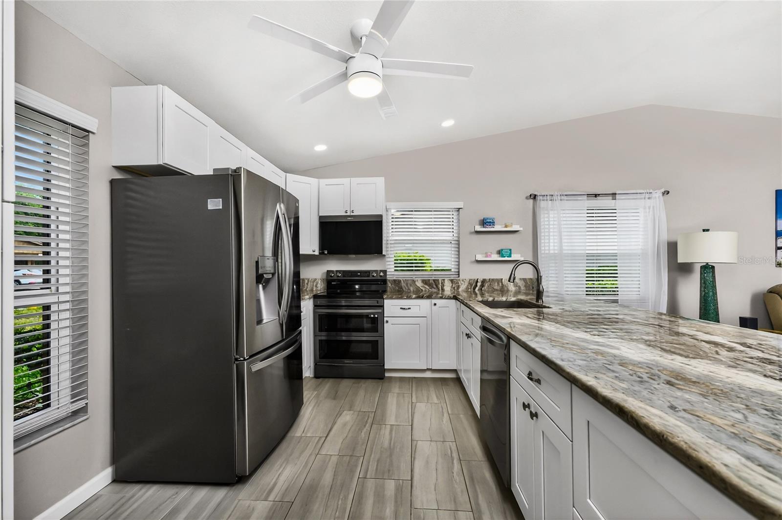 Image 9 of 57 For 1711 Curry Trail 29