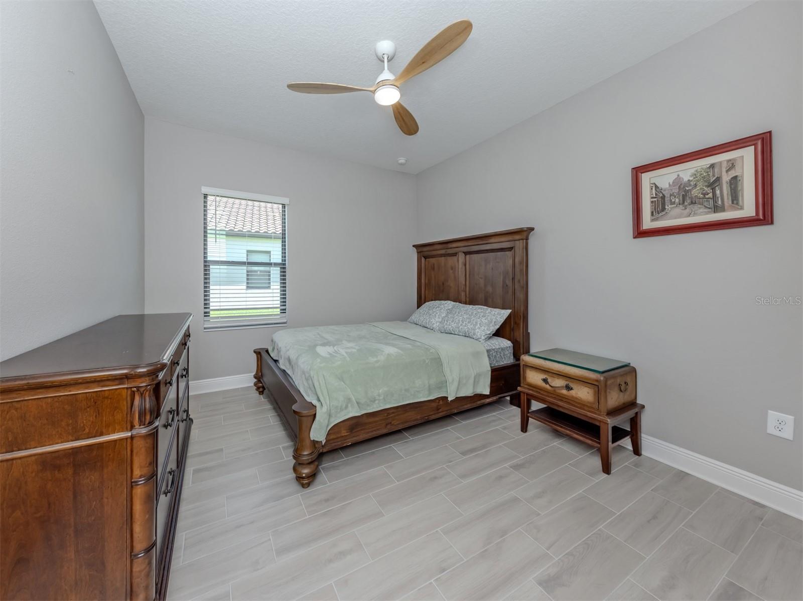 Image 10 of 92 For 390 Ariano Avenue