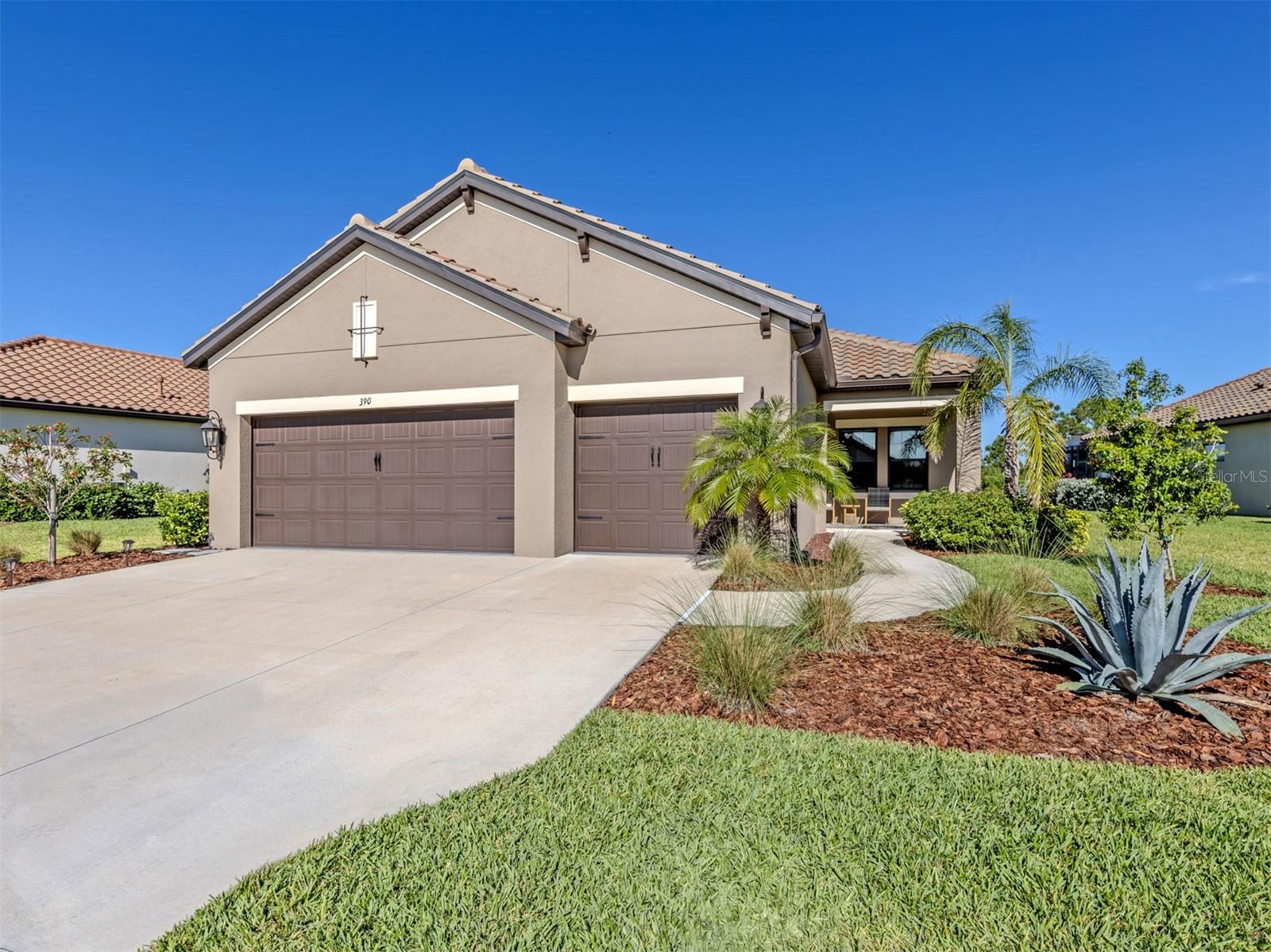 Image 23 of 92 For 390 Ariano Avenue