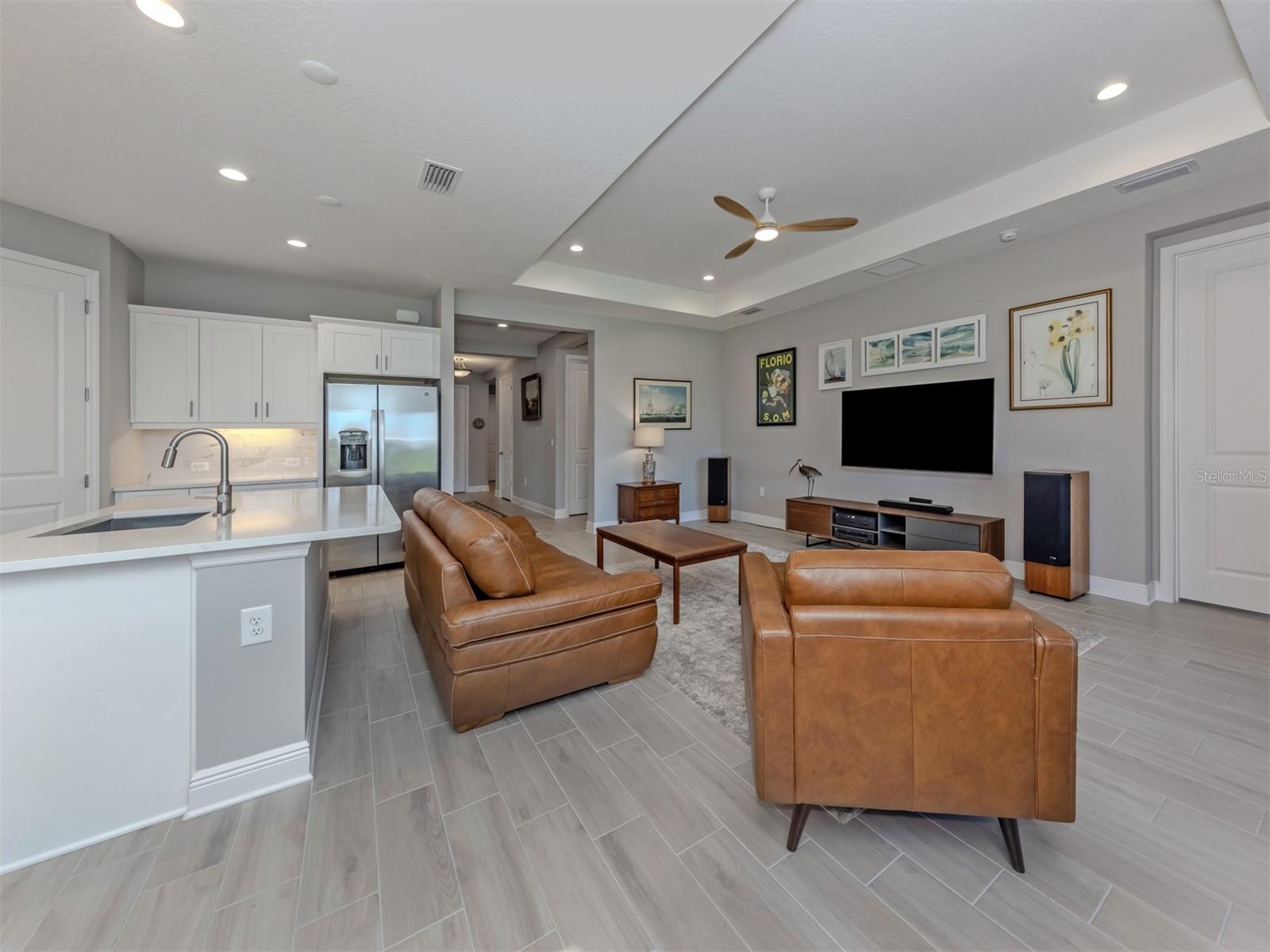 Image 27 of 92 For 390 Ariano Avenue