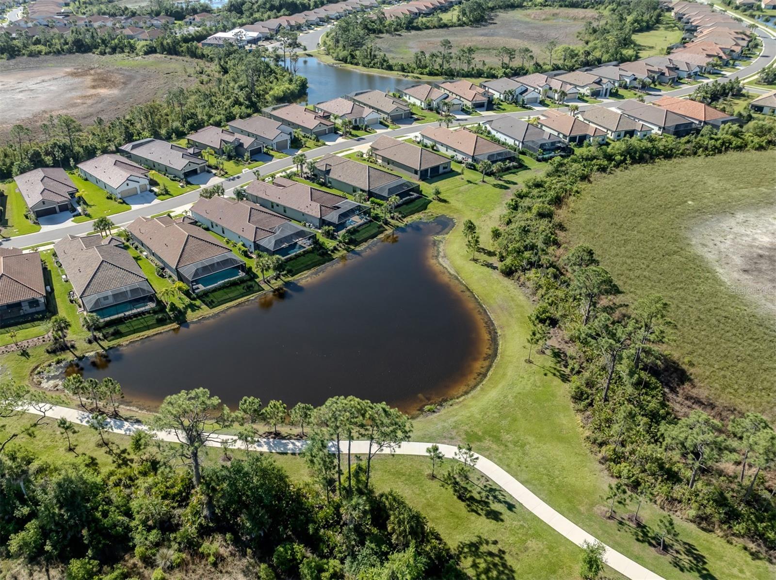 Image 41 of 92 For 390 Ariano Avenue