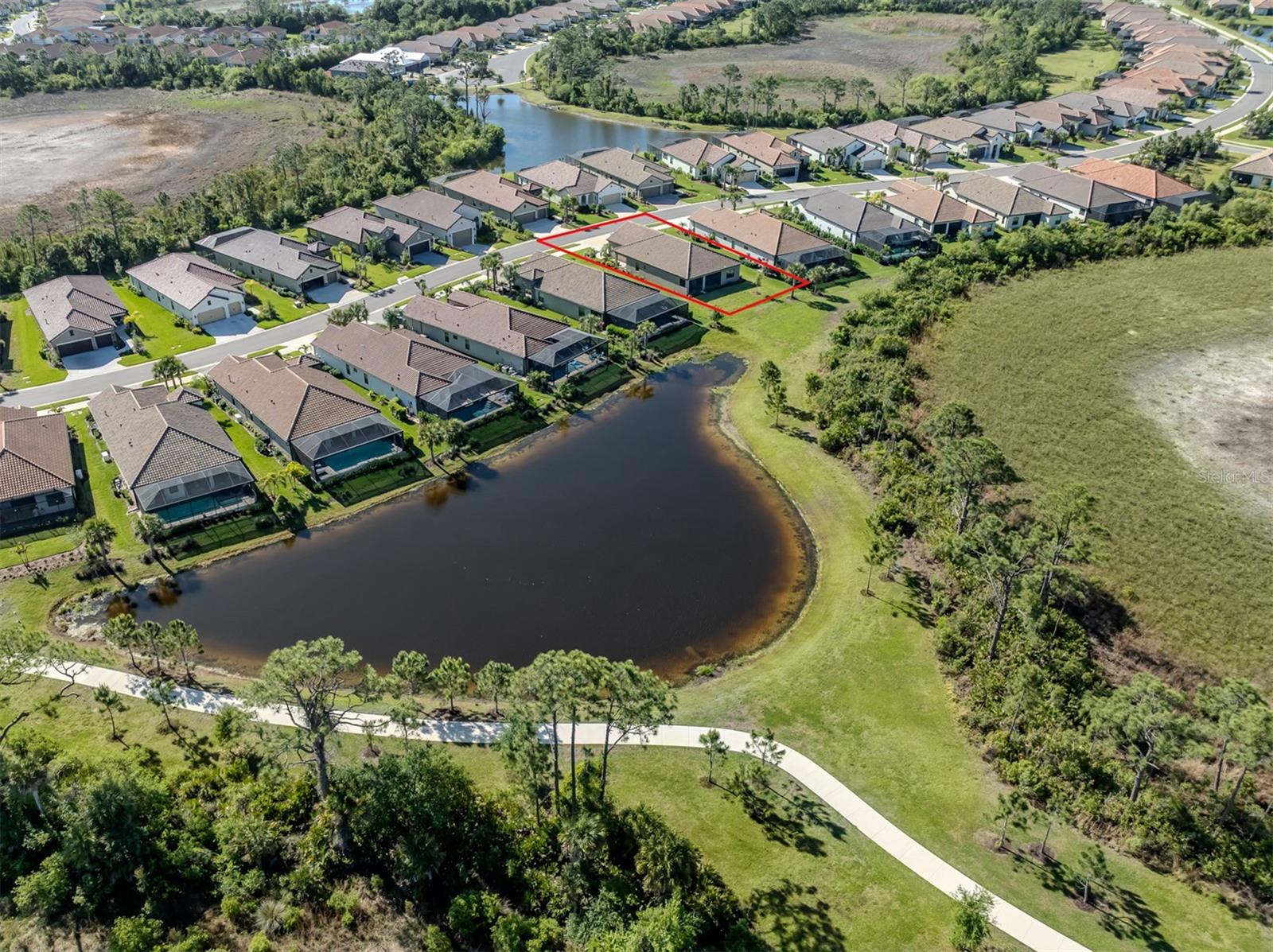 Image 42 of 92 For 390 Ariano Avenue