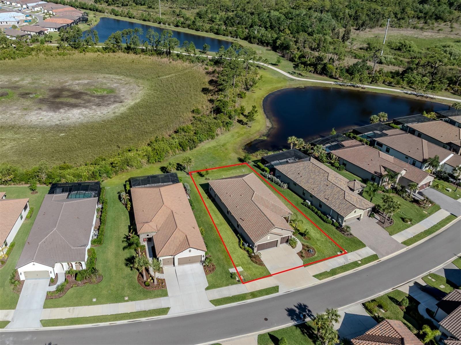 Image 46 of 92 For 390 Ariano Avenue