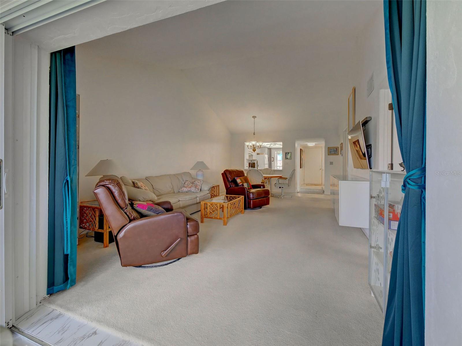 Image 19 of 60 For 1405 Pine Lake Drive 5