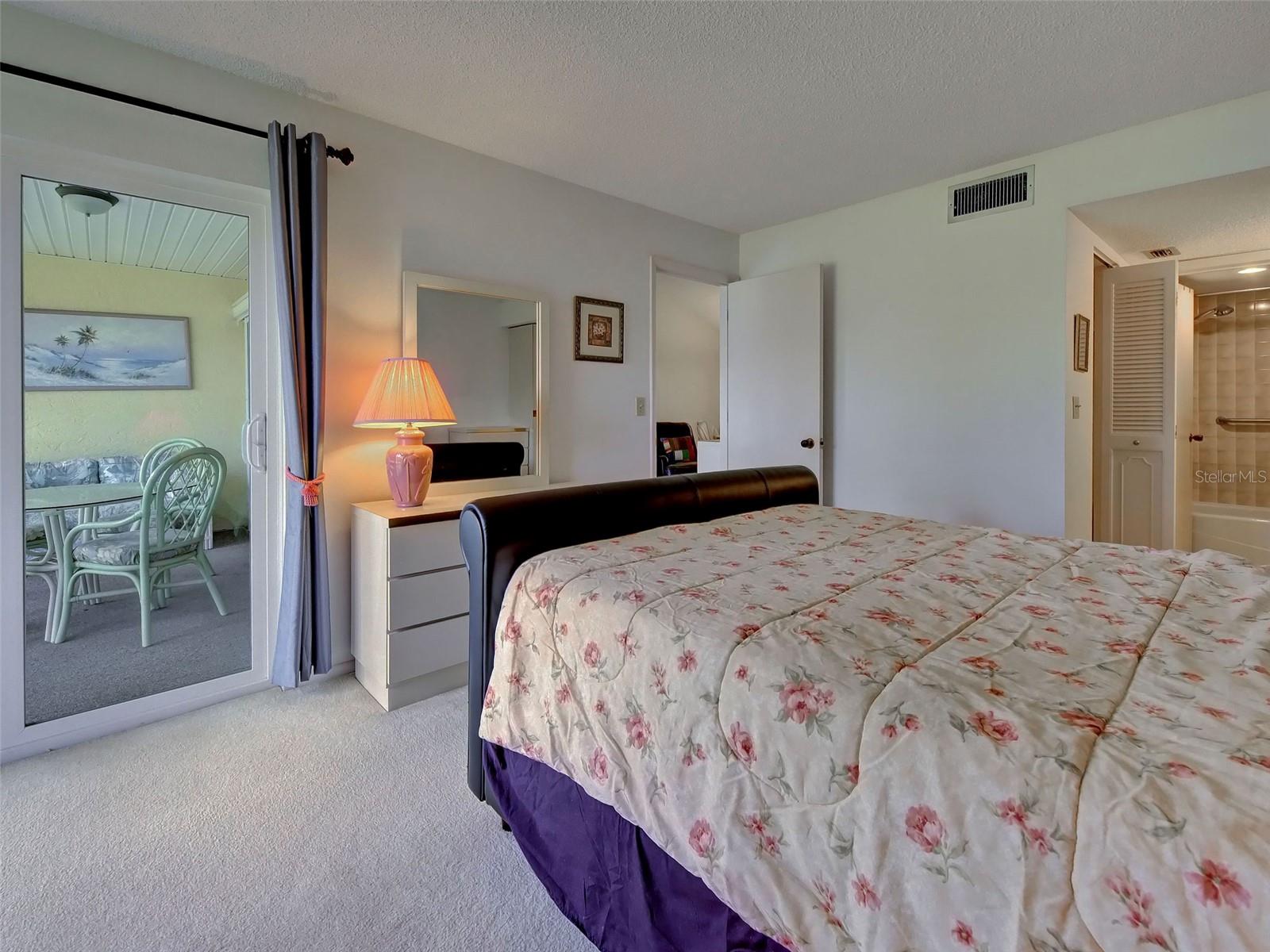 Image 26 of 60 For 1405 Pine Lake Drive 5